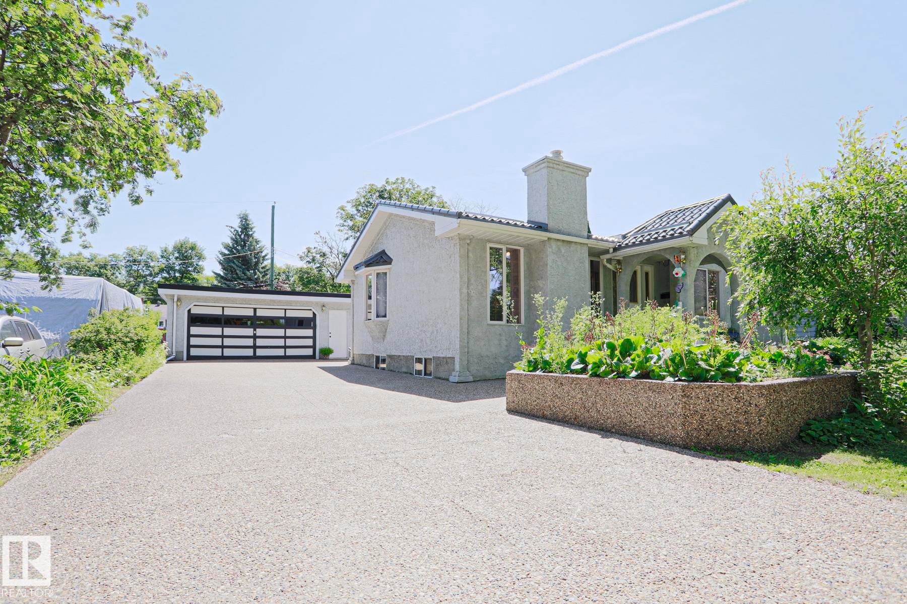 77 Sunset Boulevard, St. Albert, AB - Outdoor