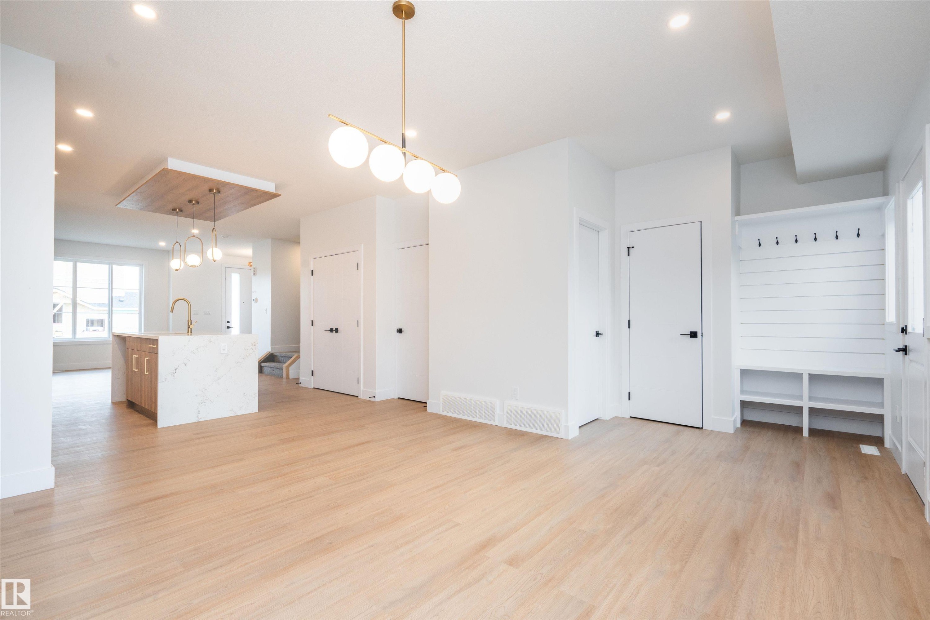 432 Robinson Boulevard, Leduc, AB - Indoor Photo Showing Other Room