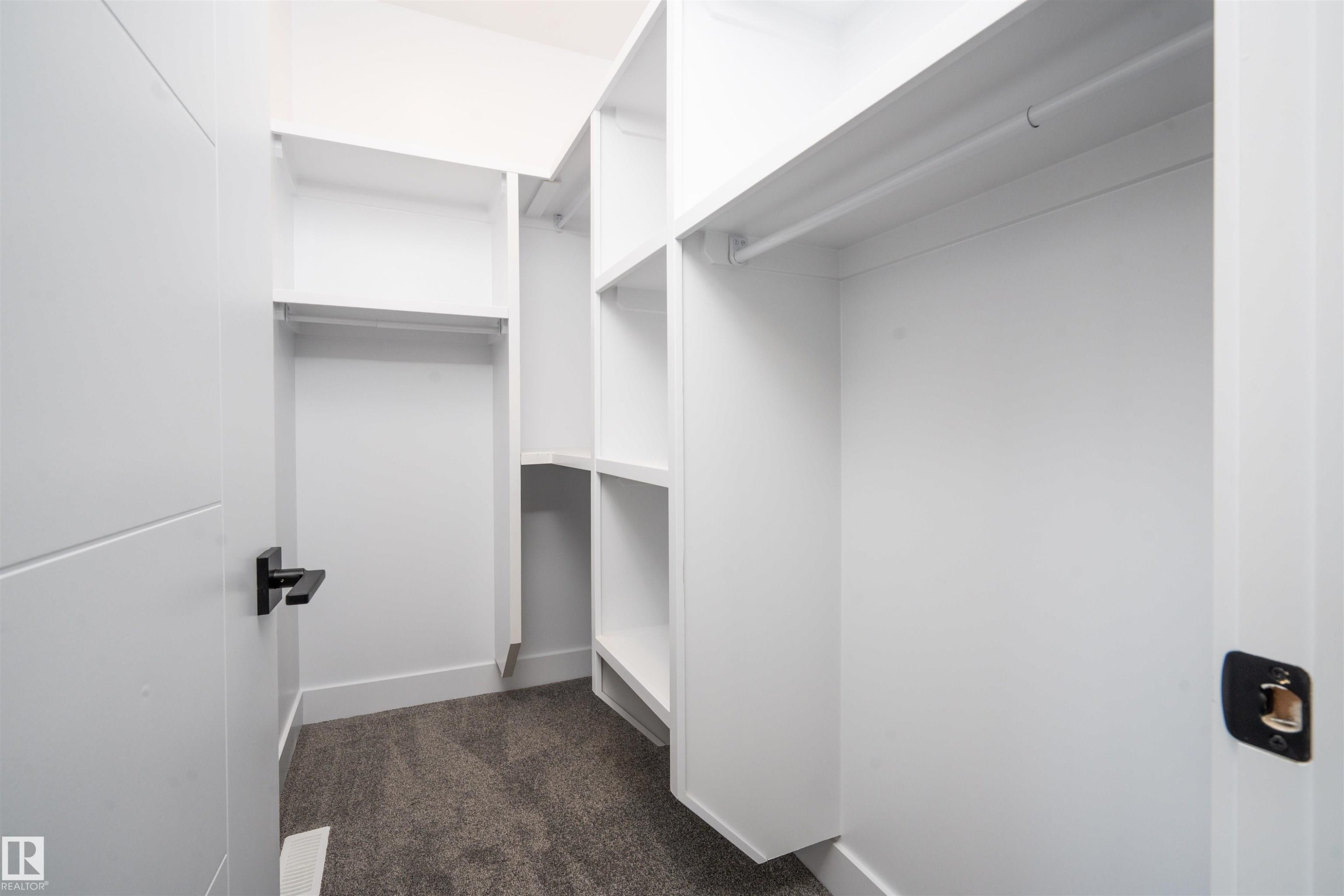 432 Robinson Boulevard, Leduc, AB - Indoor With Storage