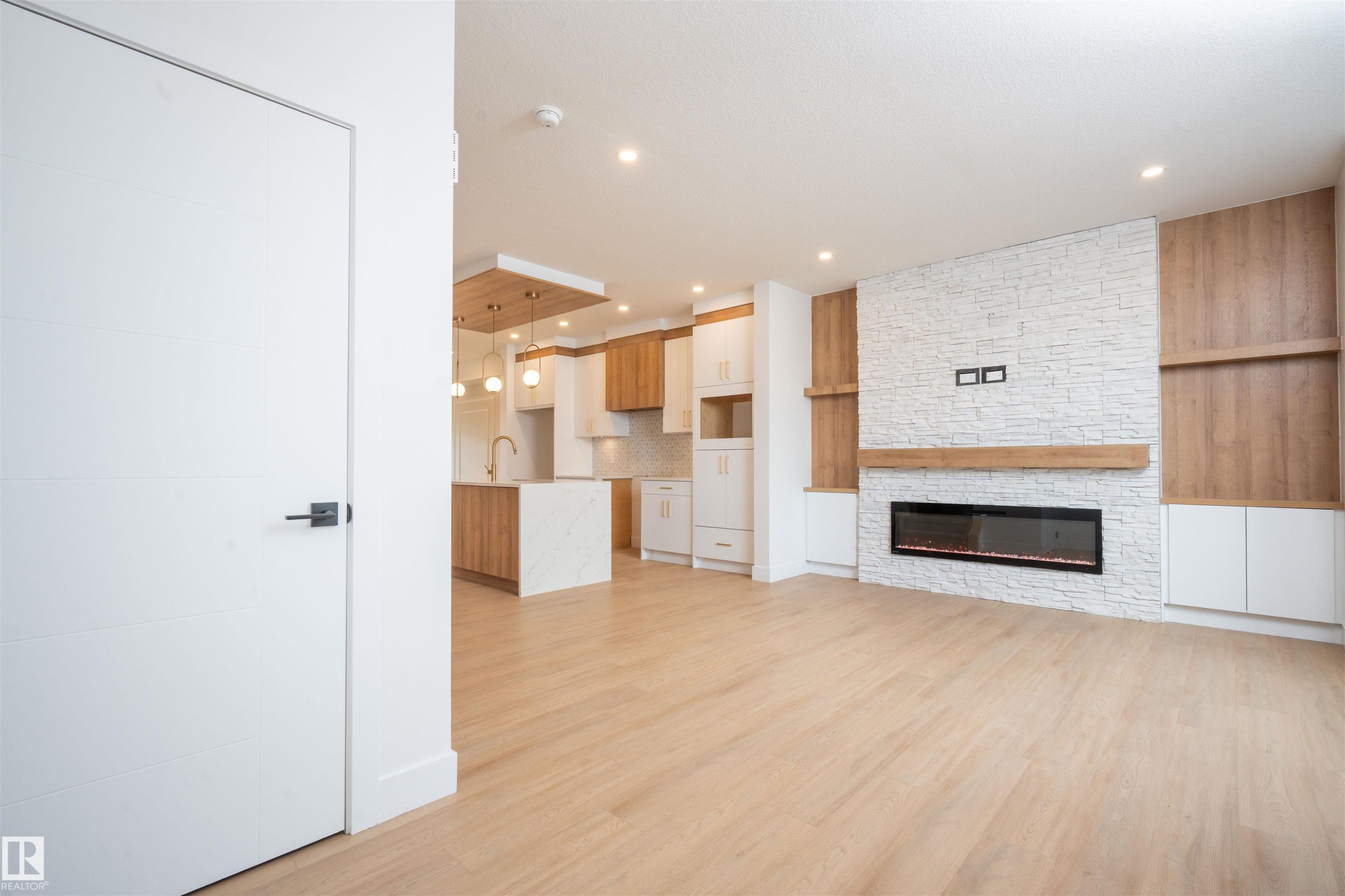 432 Robinson Boulevard, Leduc, AB - Indoor With Fireplace