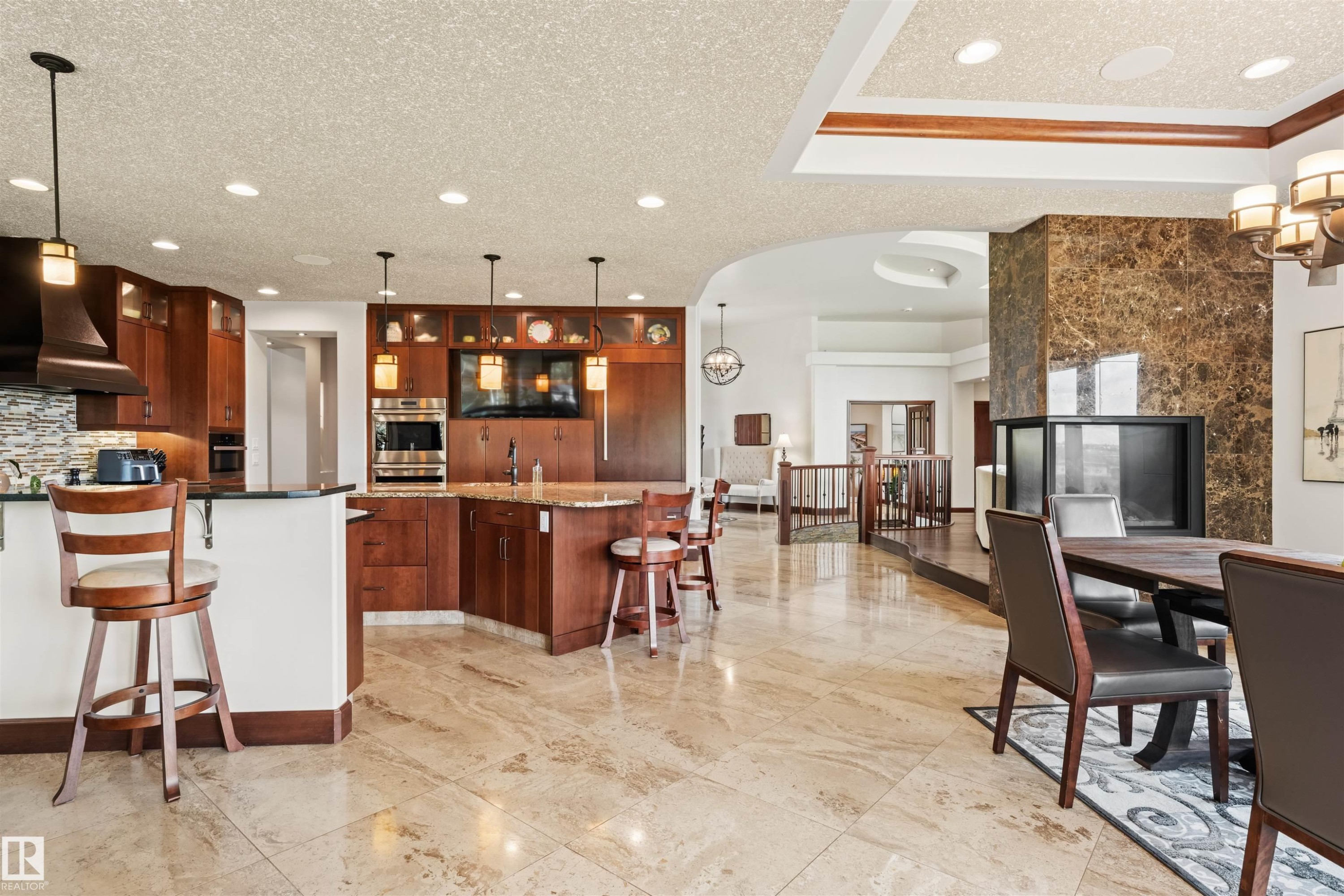 188 Windermere Drive Nw, Edmonton, AB - Indoor