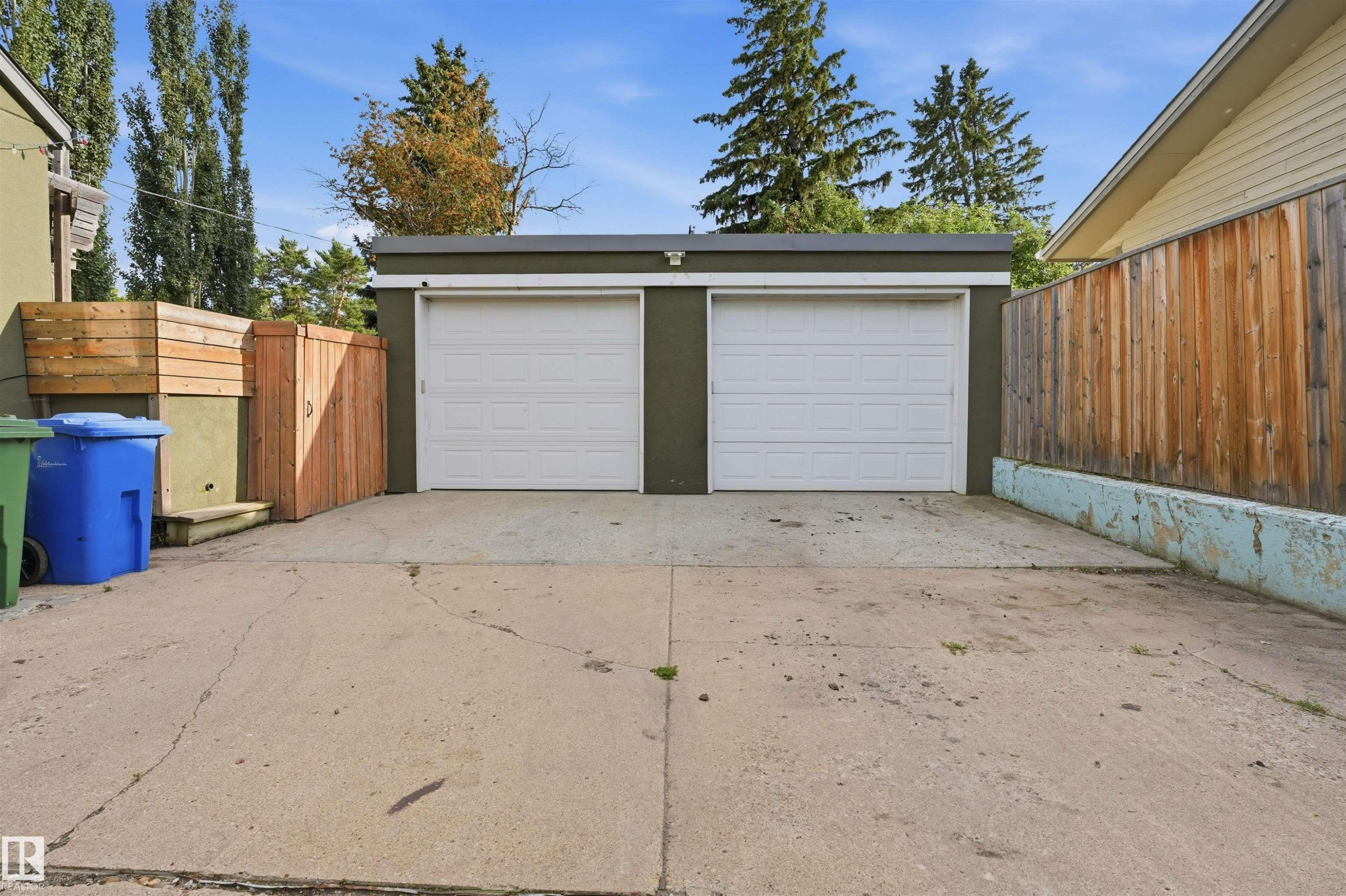 5507 49 Avenue, Wetaskiwin, AB - Outdoor With Exterior