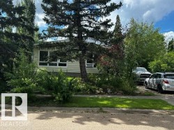 5206 50 Street Lamont, AB T0B 2R0