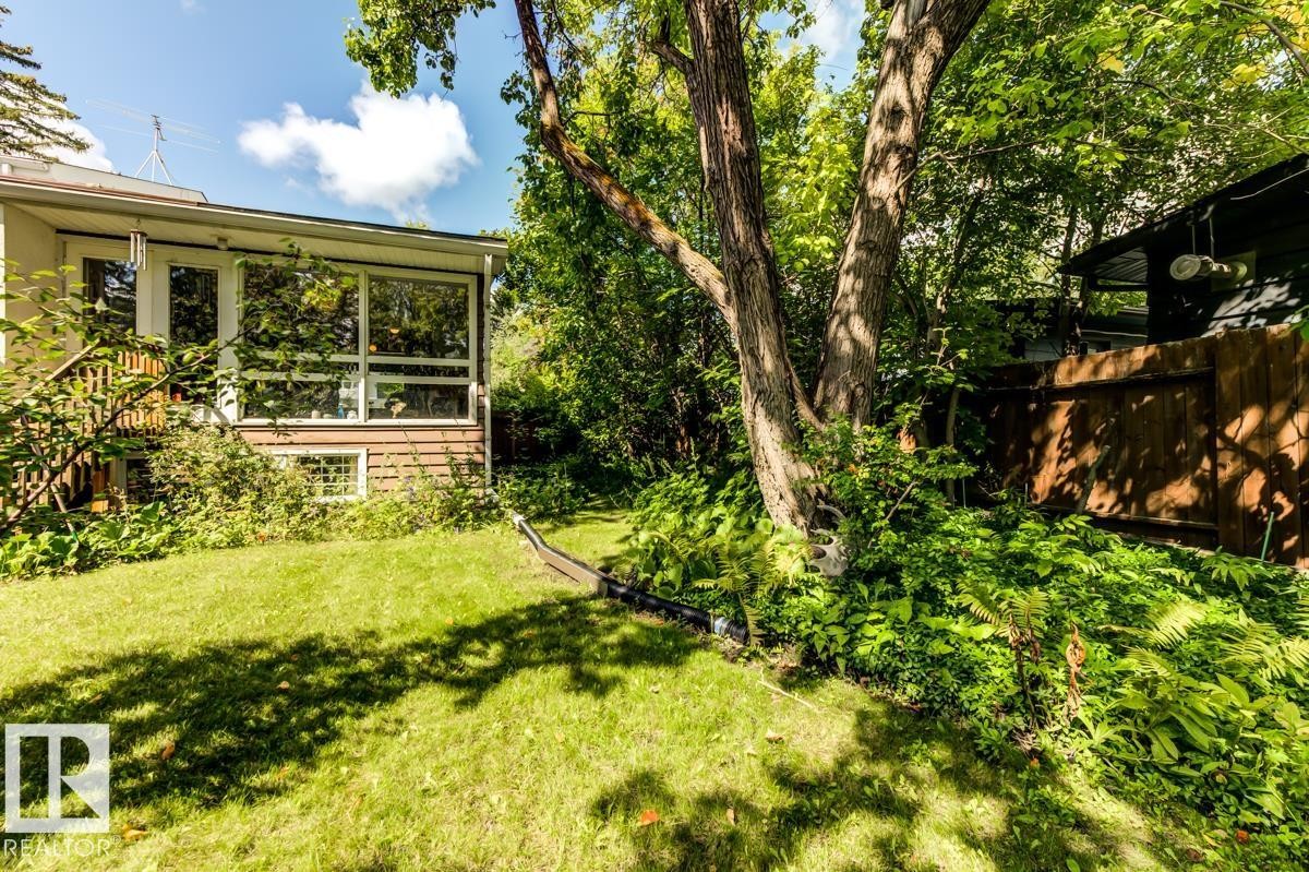 9511 141 St Nw, Edmonton, AB