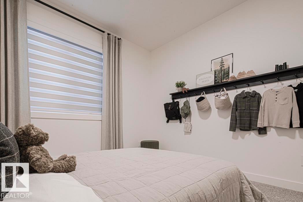 923 17 Avenue Nw, Edmonton, AB - Indoor Photo Showing Bedroom