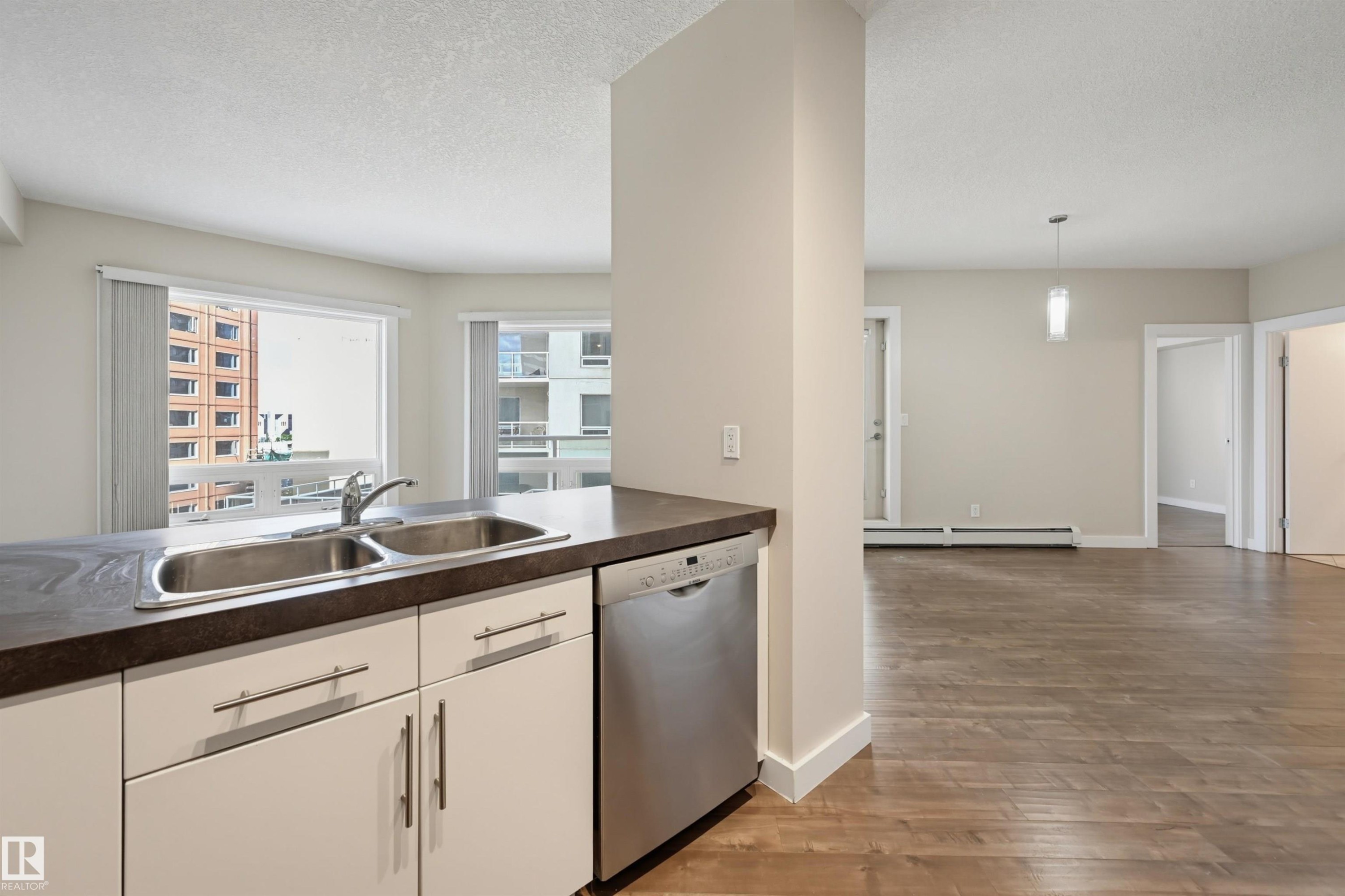 #801 10136 104 St Nw, Edmonton, AB - Indoor Photo Showing Kitchen With Double Sink
