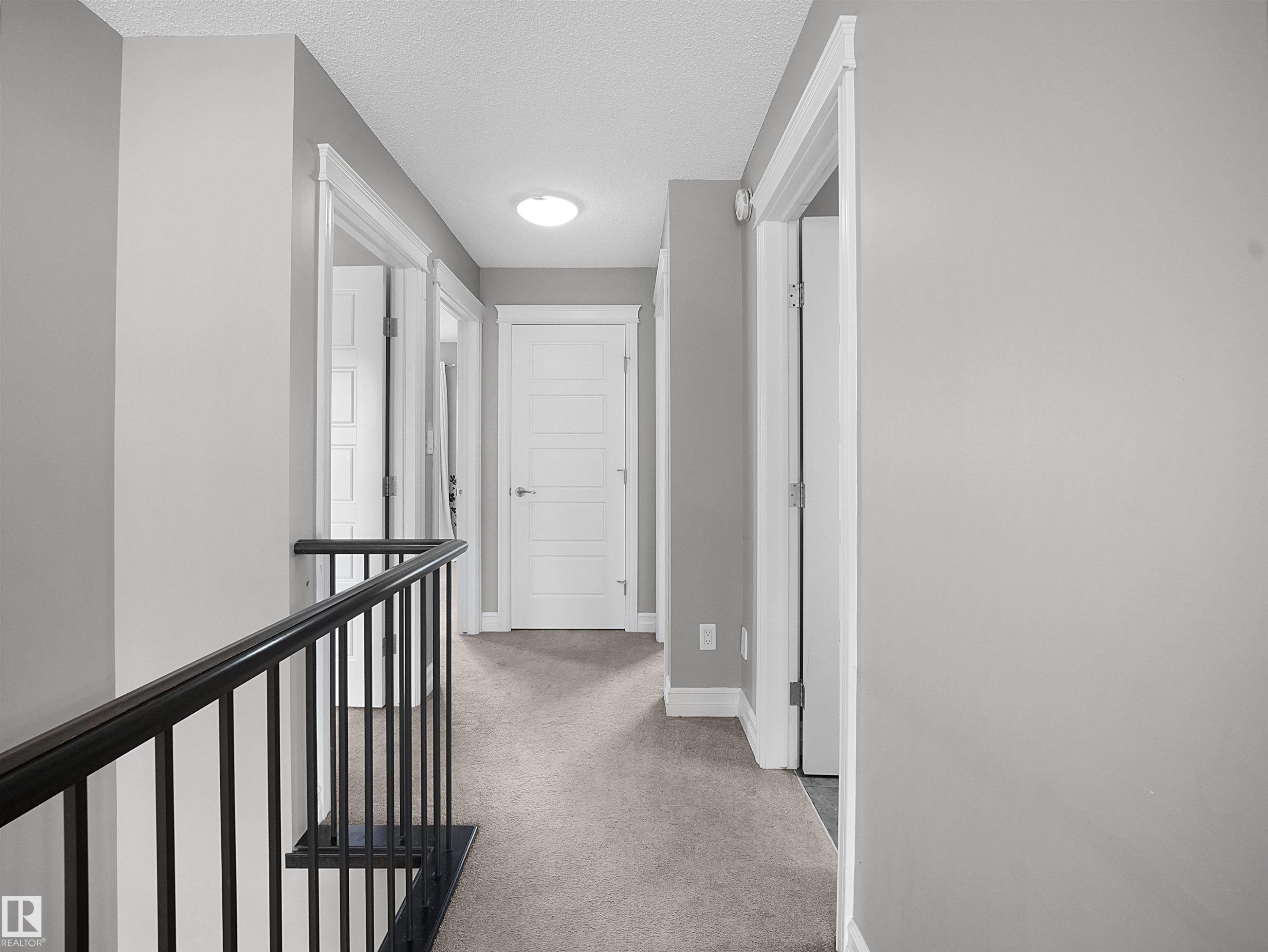 3623 15A Street Nw, Edmonton, AB - Indoor Photo Showing Other Room