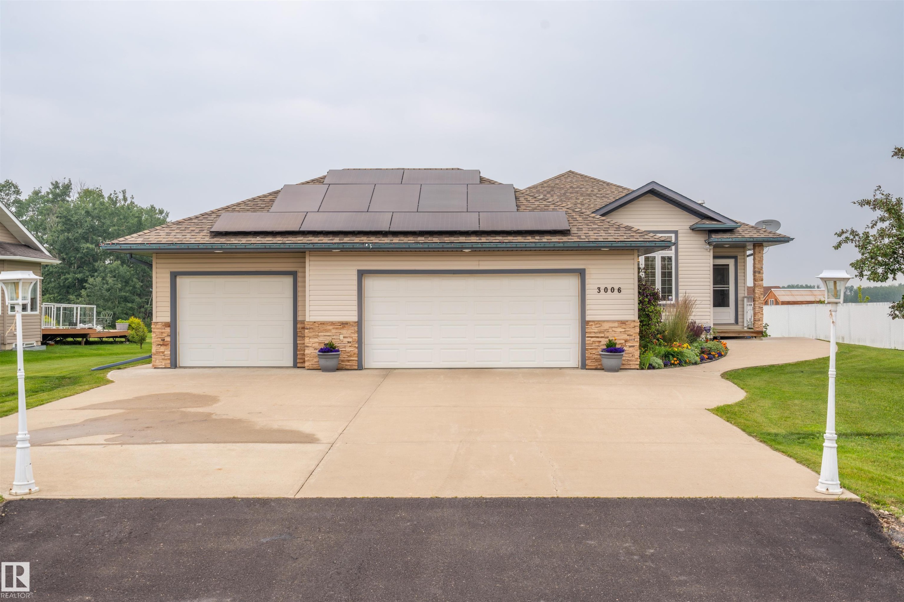 3006 Red Fox Drive, Cold Lake, AB - Outdoor