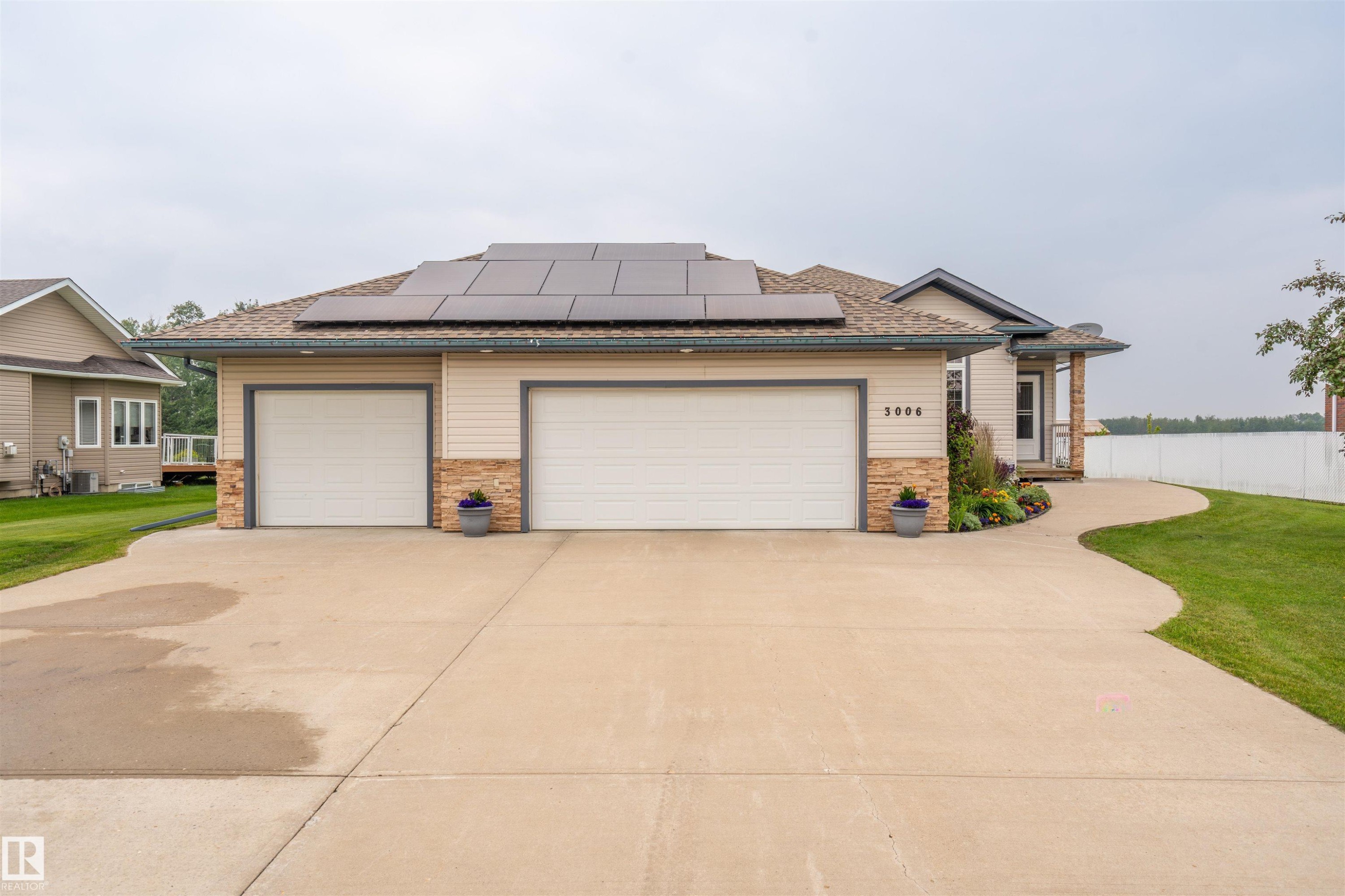3006 Red Fox Drive, Cold Lake, AB - Outdoor