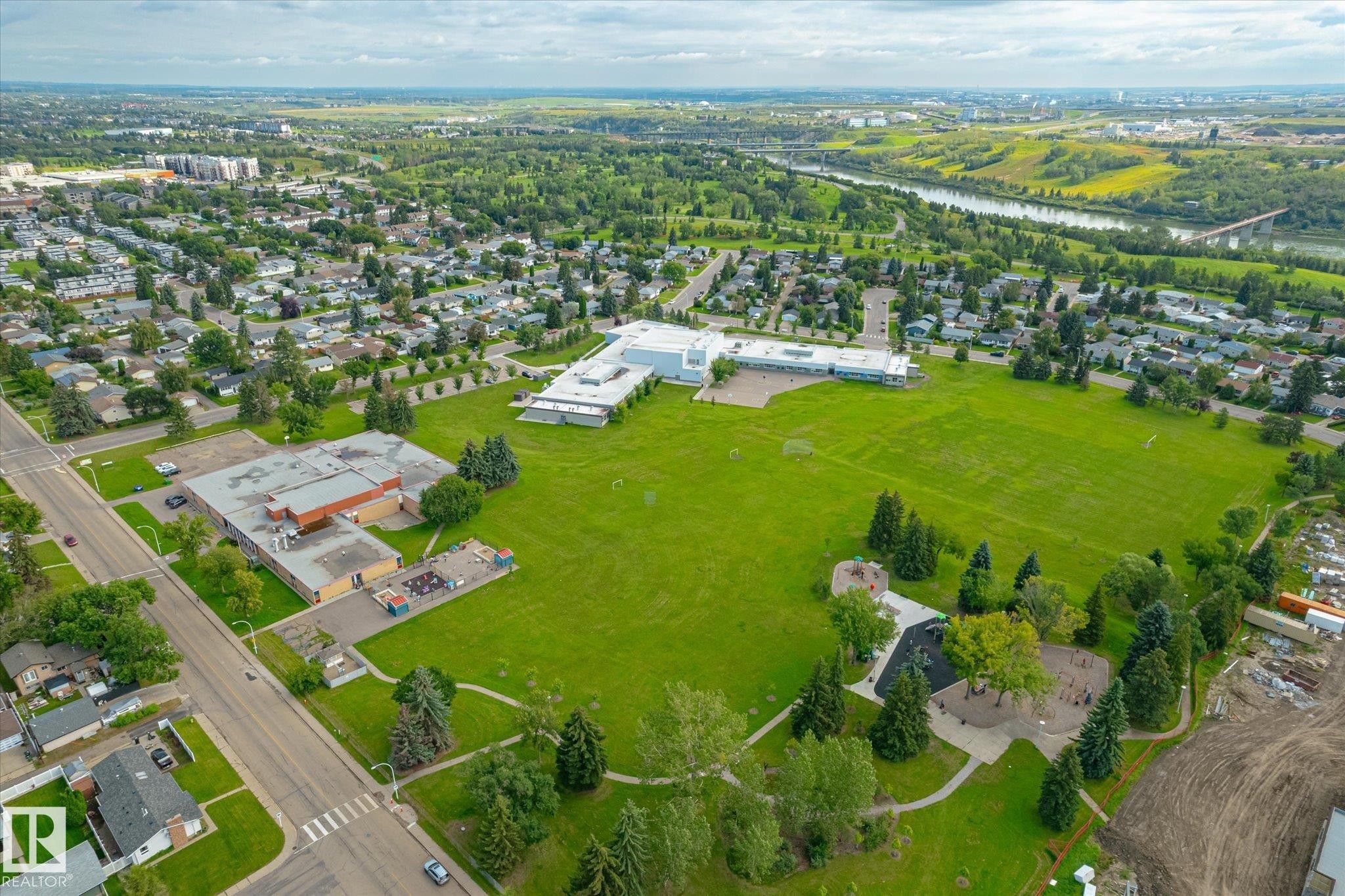 3317 107 Avenue Nw, Edmonton, AB - Outdoor With View