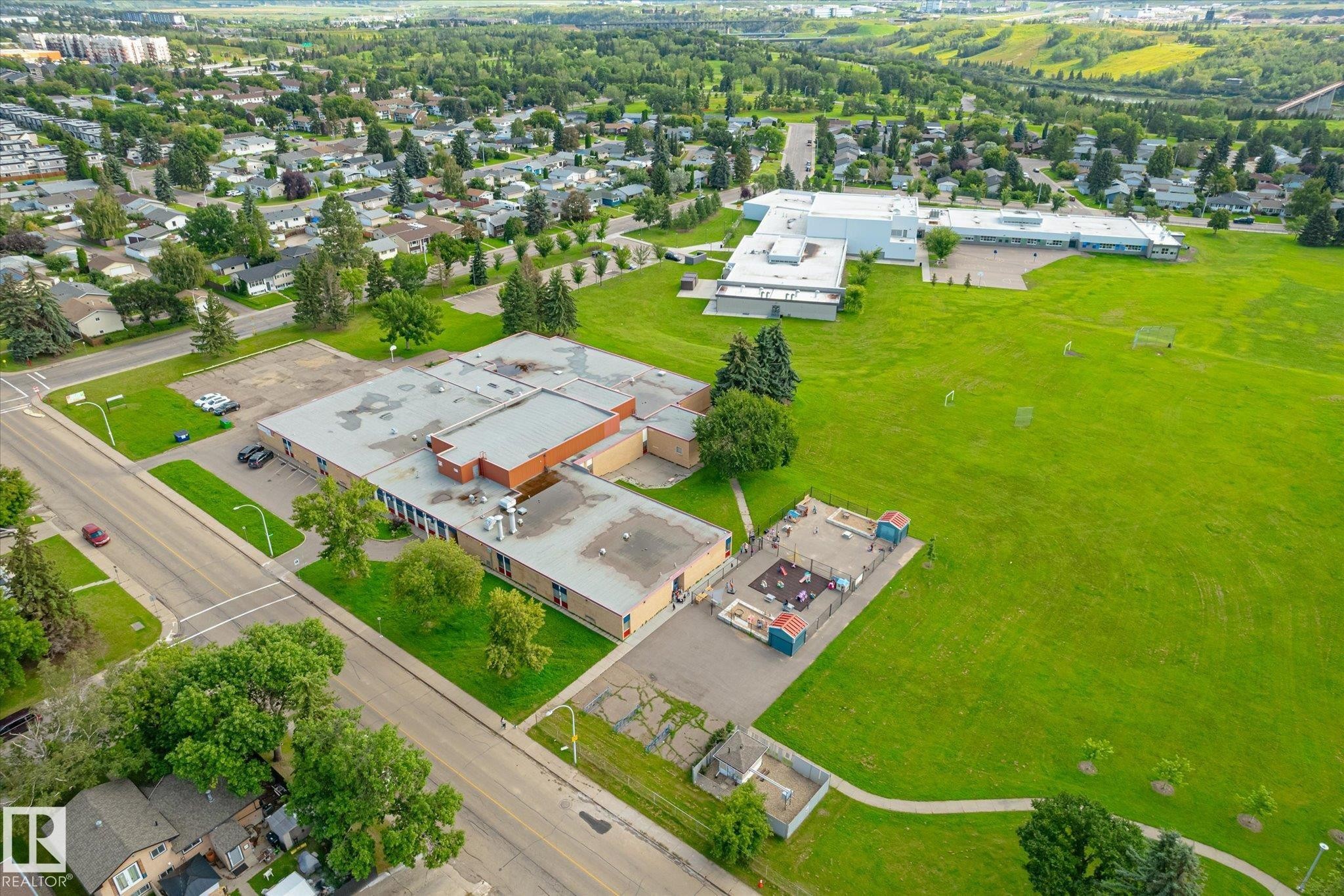3317 107 Avenue Nw, Edmonton, AB - Outdoor With View
