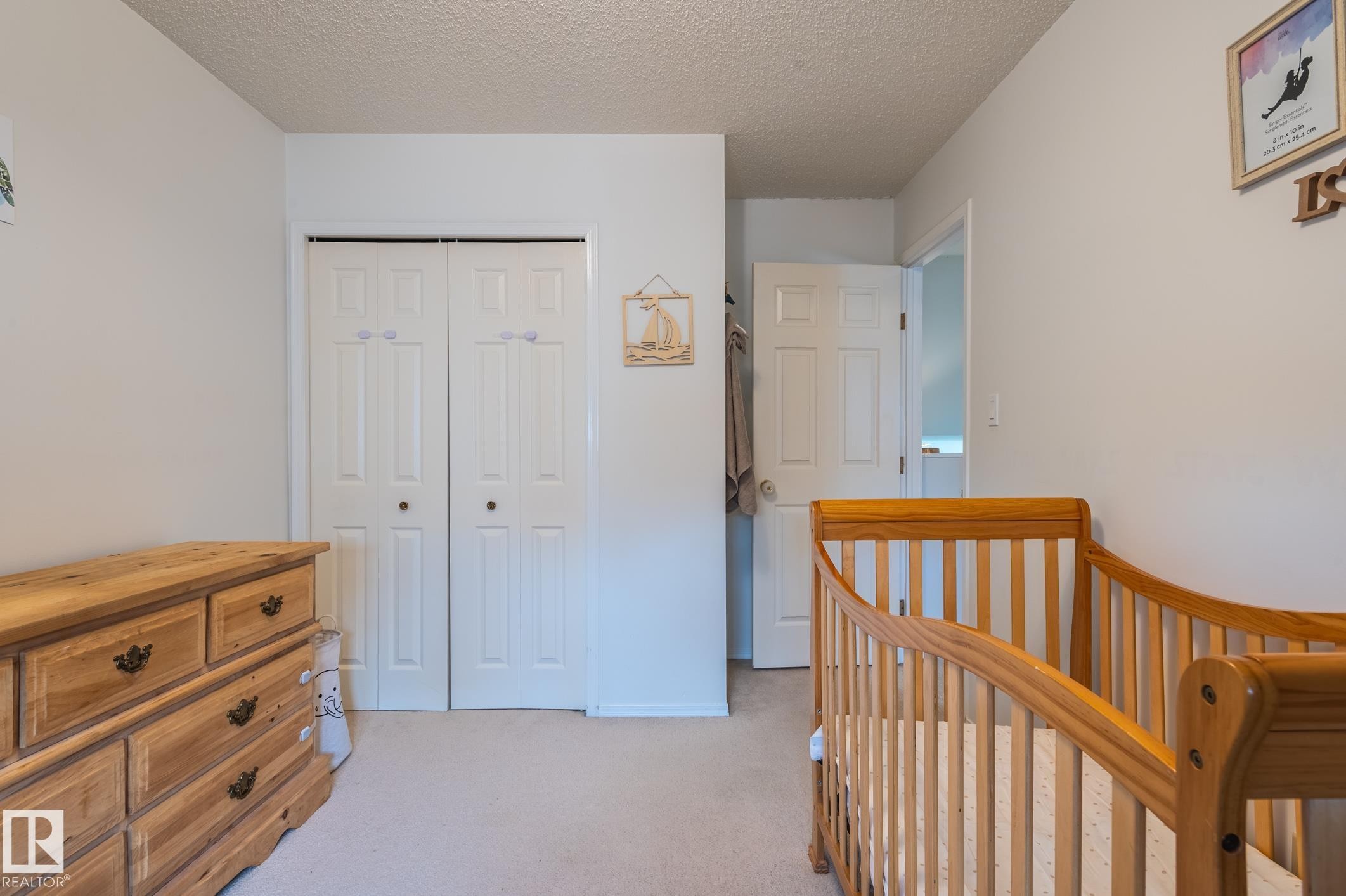 435 Ormsby Road Nw, Edmonton, AB - Indoor