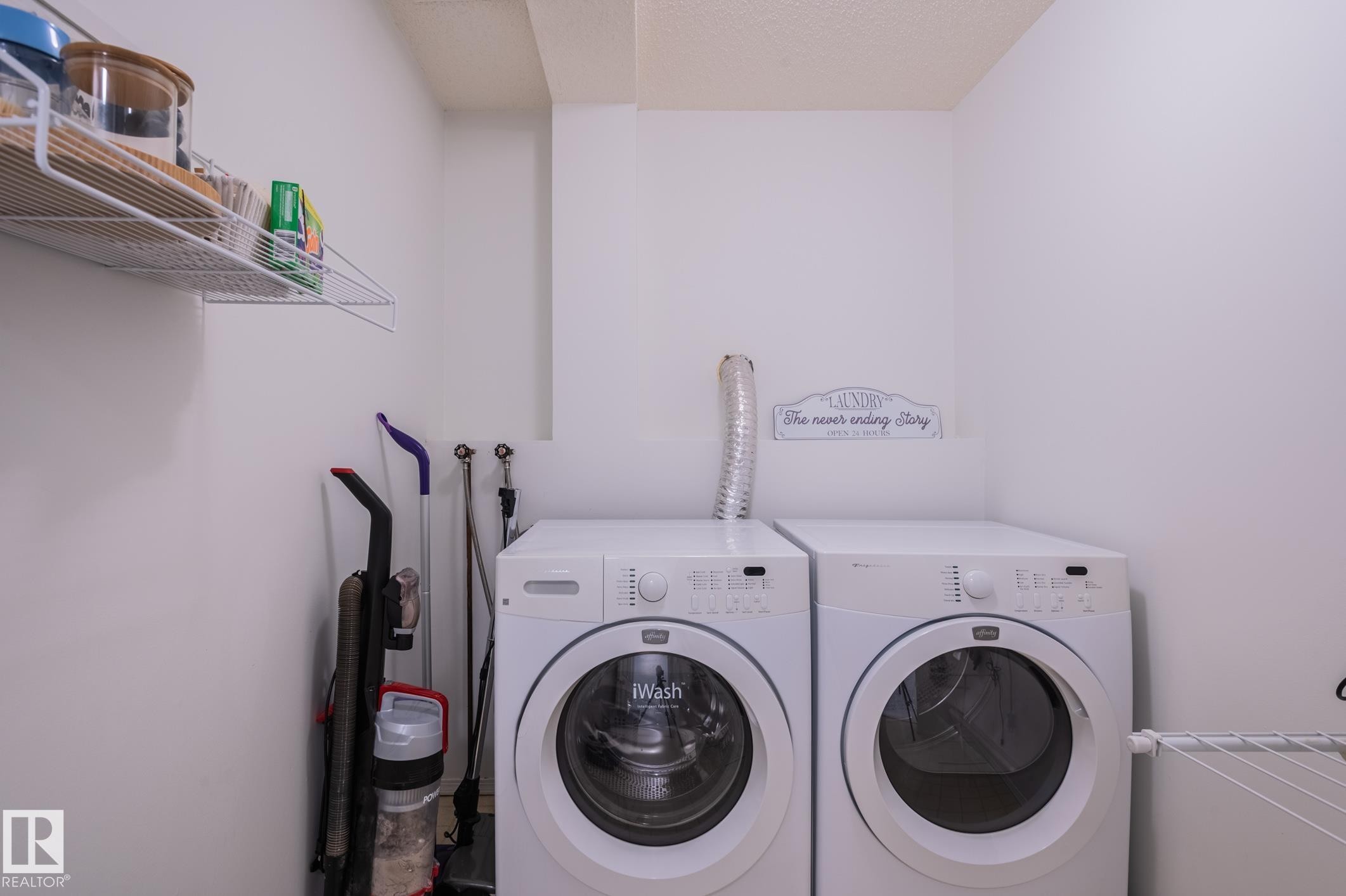 435 Ormsby Road Nw, Edmonton, AB - Indoor Photo Showing Laundry Room