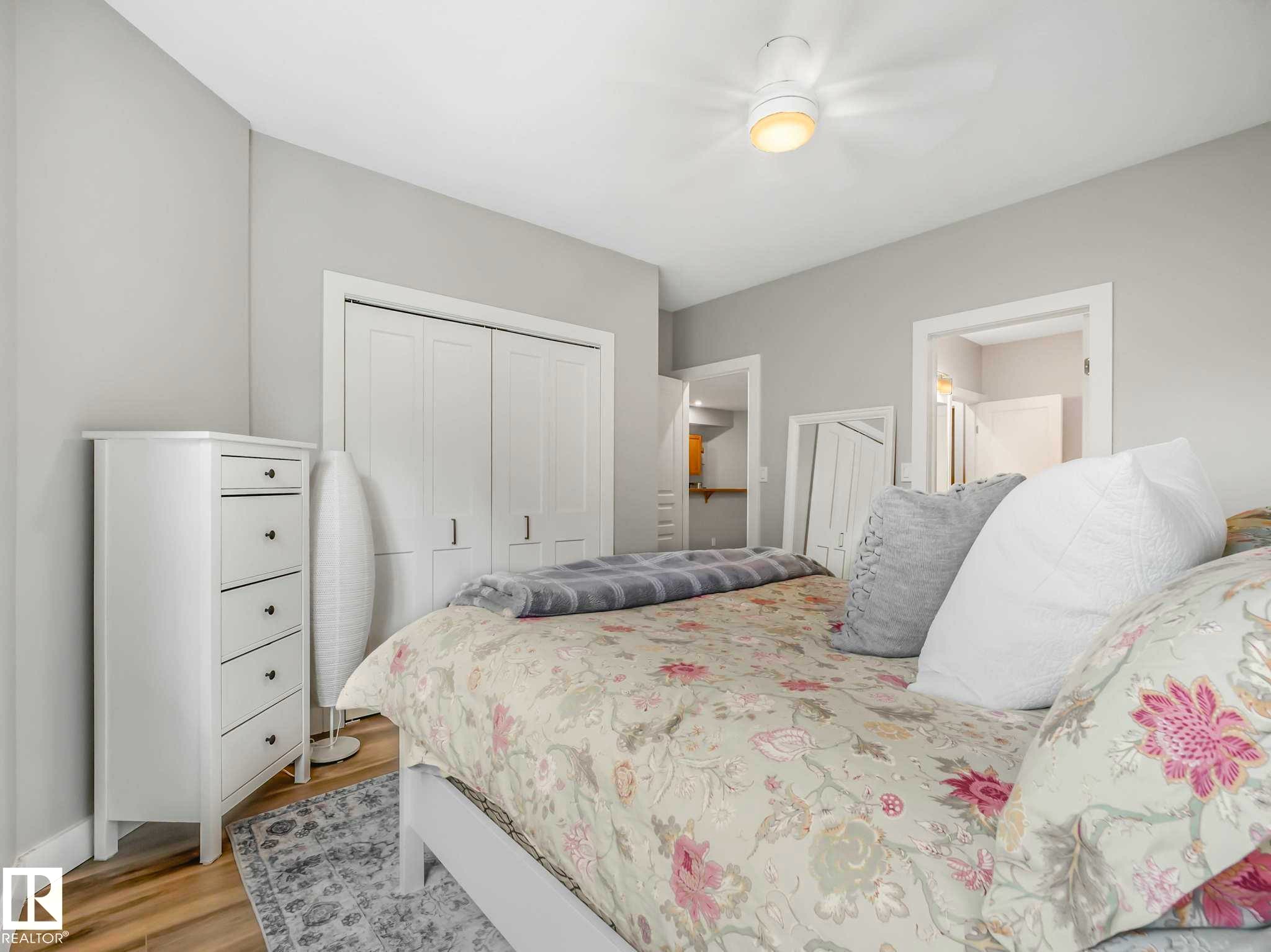 #302 11025 83 Av Nw, Edmonton, AB - Indoor Photo Showing Bedroom