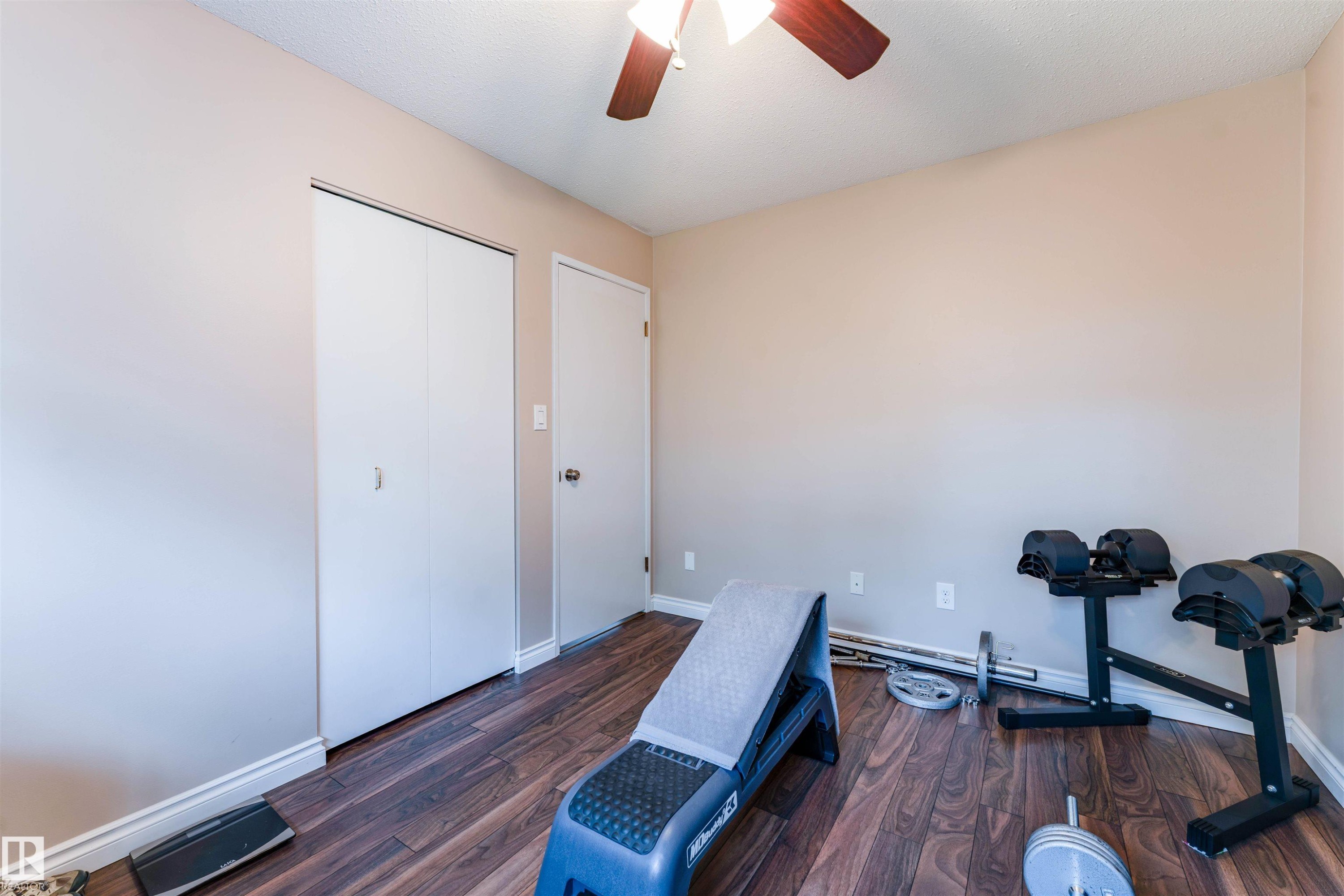 190 Gariepy Crescent Nw, Edmonton, AB - Indoor