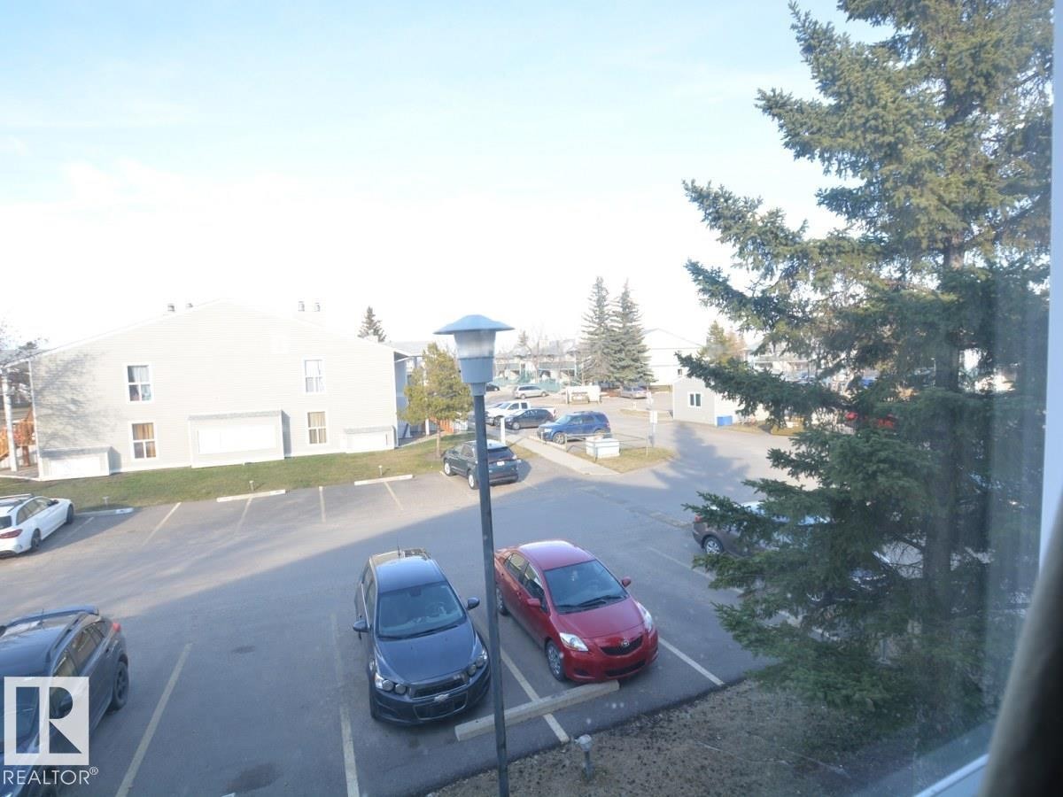 #10 2703 79 St Nw, Edmonton, AB - Outdoor With View