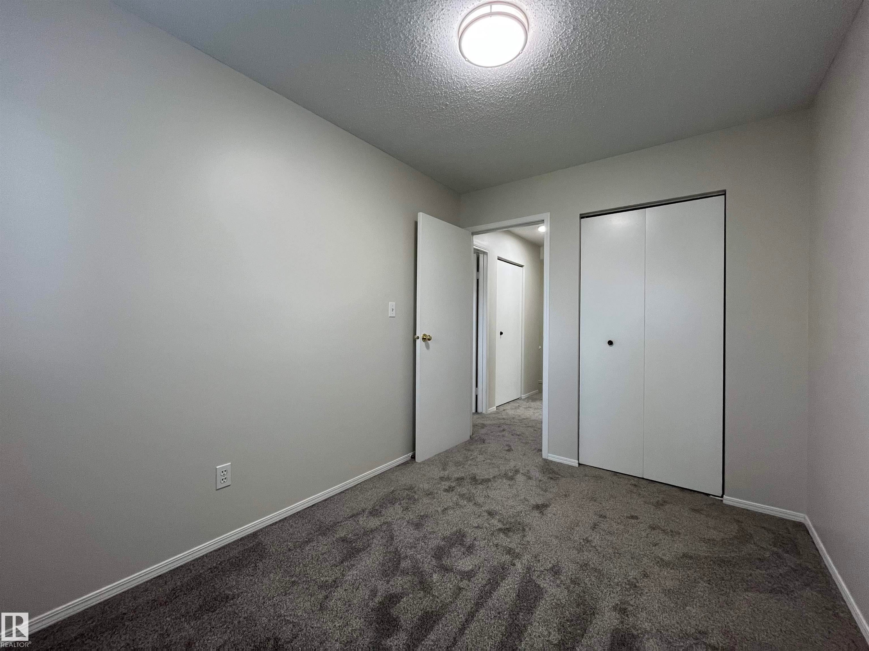 #A 17 Imperial Cr, Devon, AB - Indoor Photo Showing Other Room