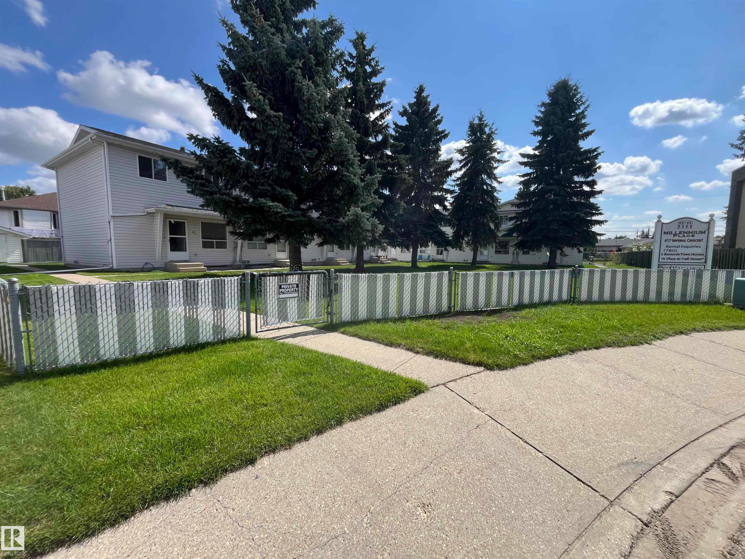 #A 17 Imperial Cr, Devon, AB - Outdoor With Backyard