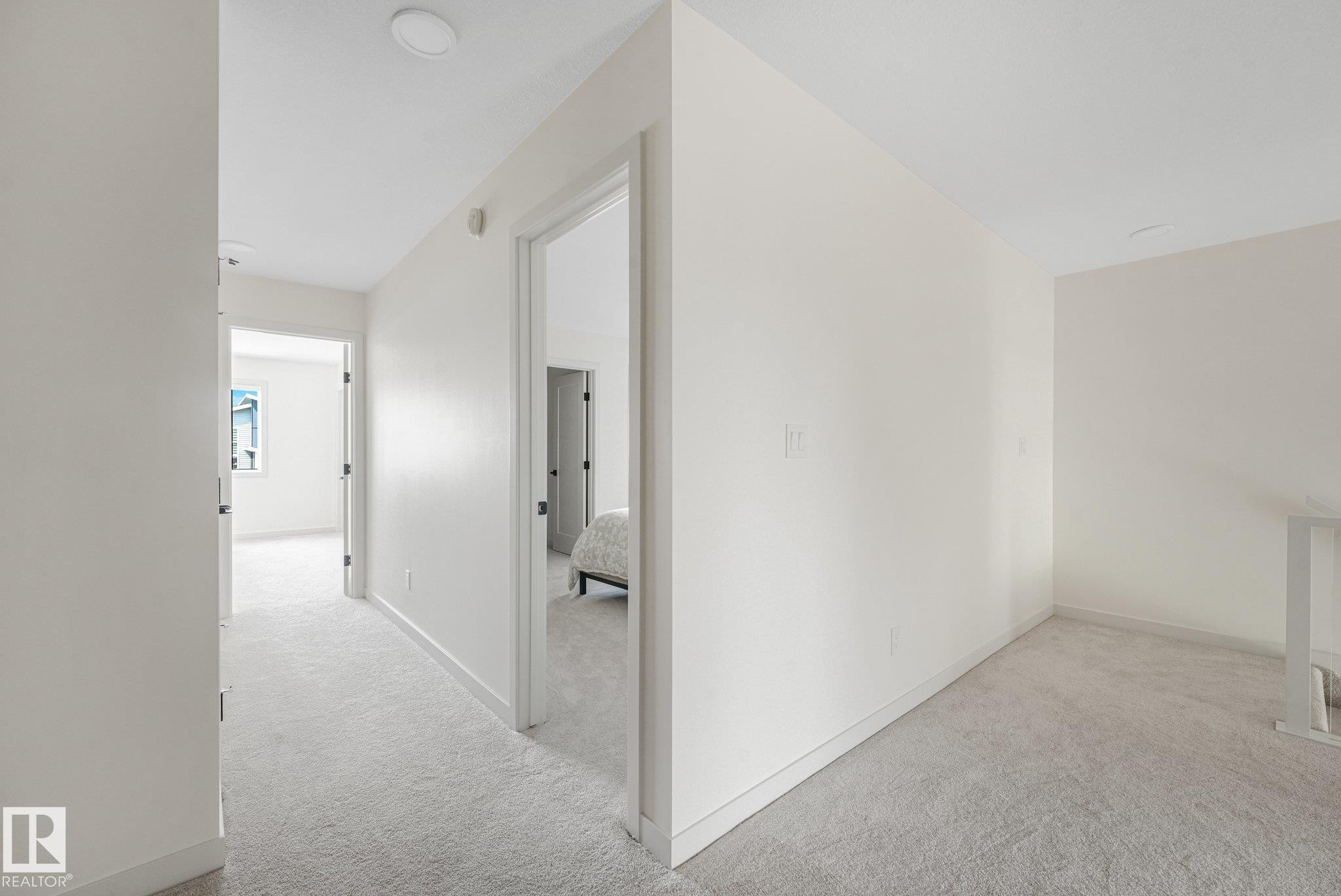 3217 Kulay Way Sw, Edmonton, AB - Indoor Photo Showing Other Room