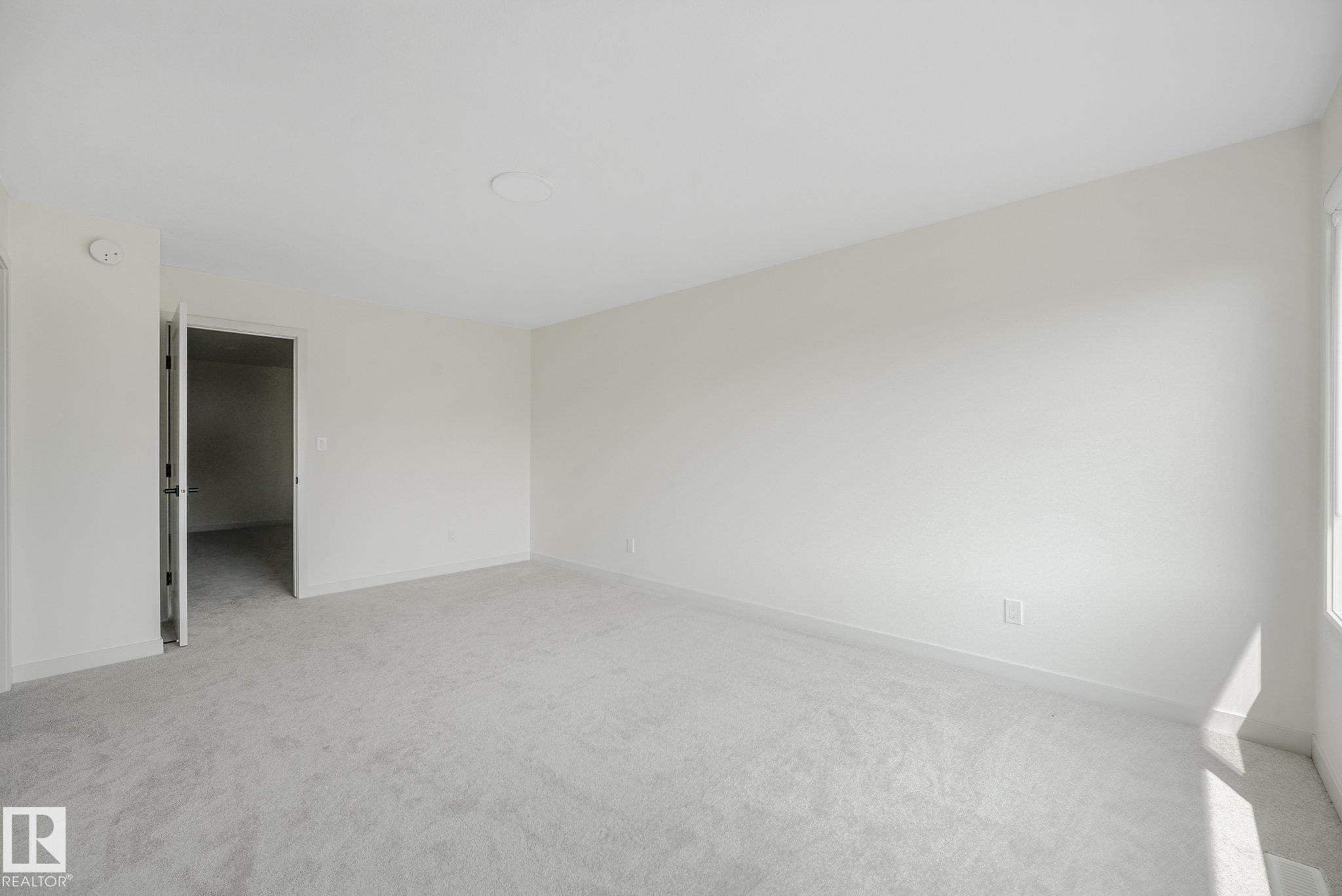 3217 Kulay Way Sw, Edmonton, AB - Indoor Photo Showing Other Room