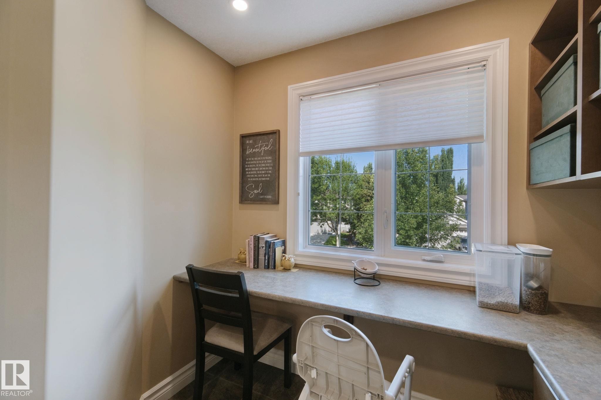 18 Embassy Place, St. Albert, AB - Indoor Photo Showing Office