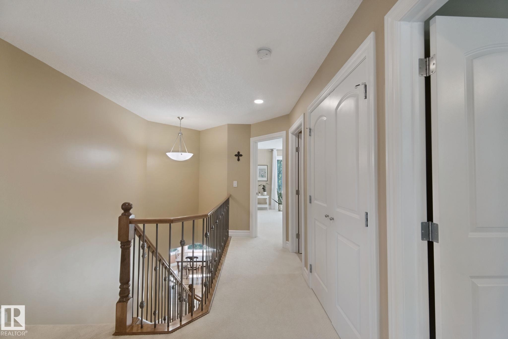 18 Embassy Place, St. Albert, AB - Indoor Photo Showing Other Room
