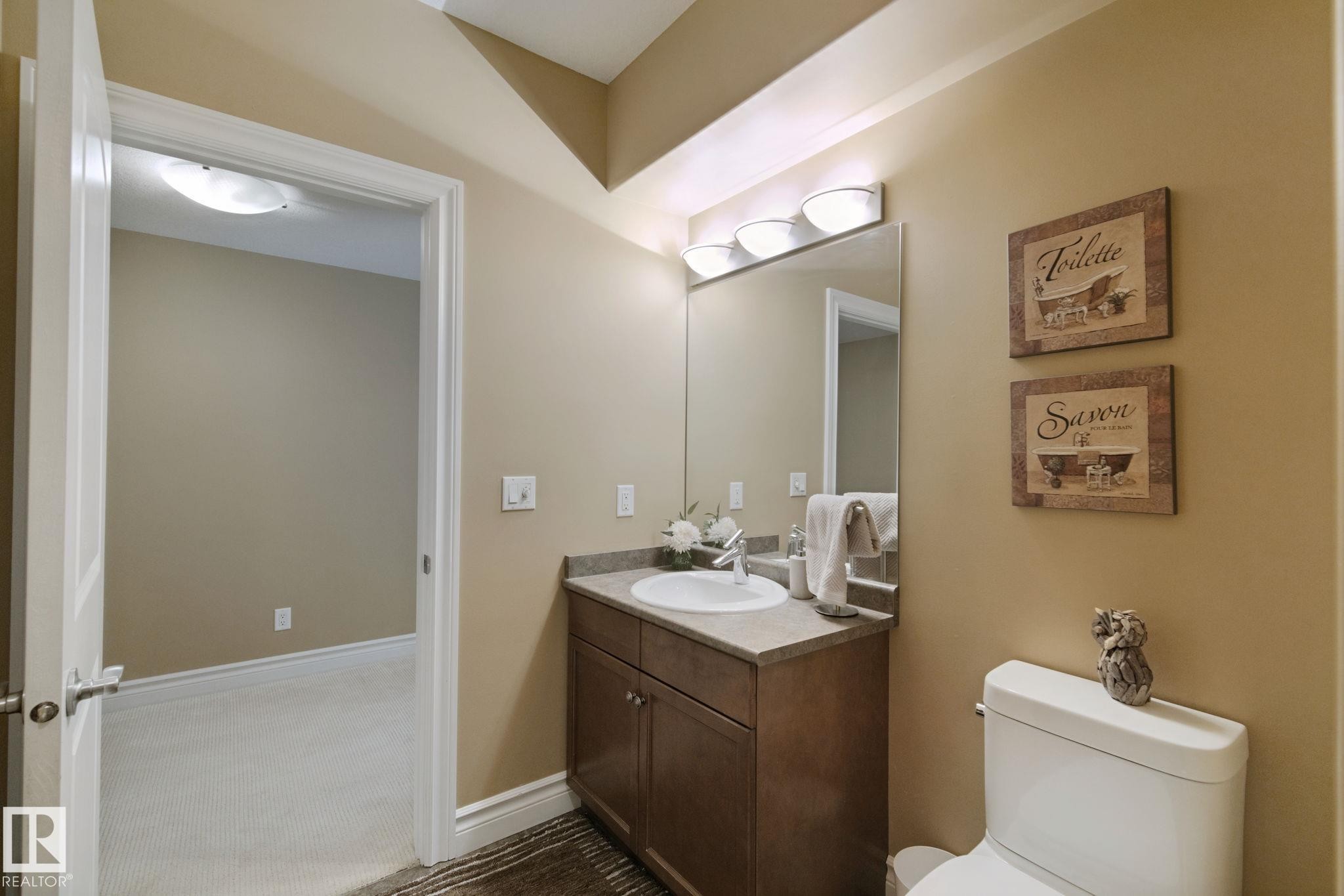 18 Embassy Place, St. Albert, AB - Indoor Photo Showing Bathroom