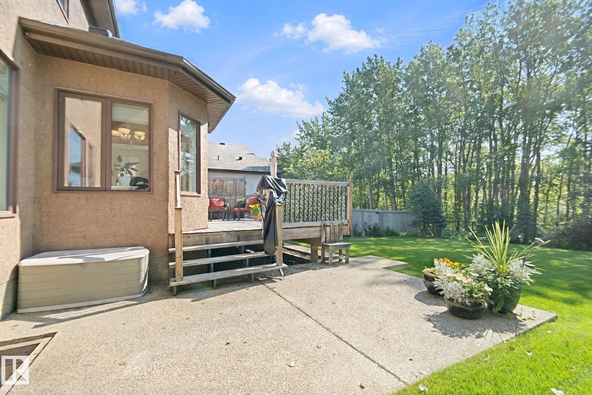 18 Embassy Place, St. Albert, AB - Outdoor