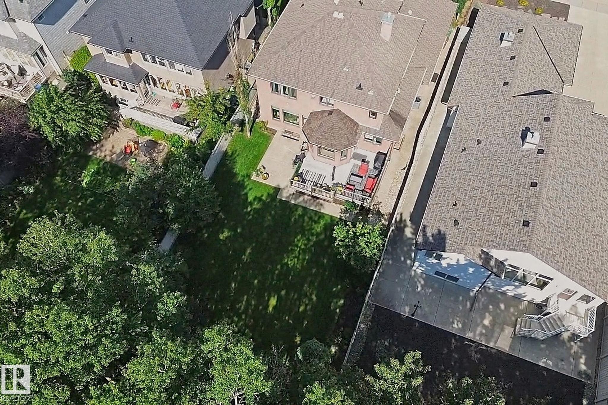 18 Embassy Place, St. Albert, AB - Outdoor
