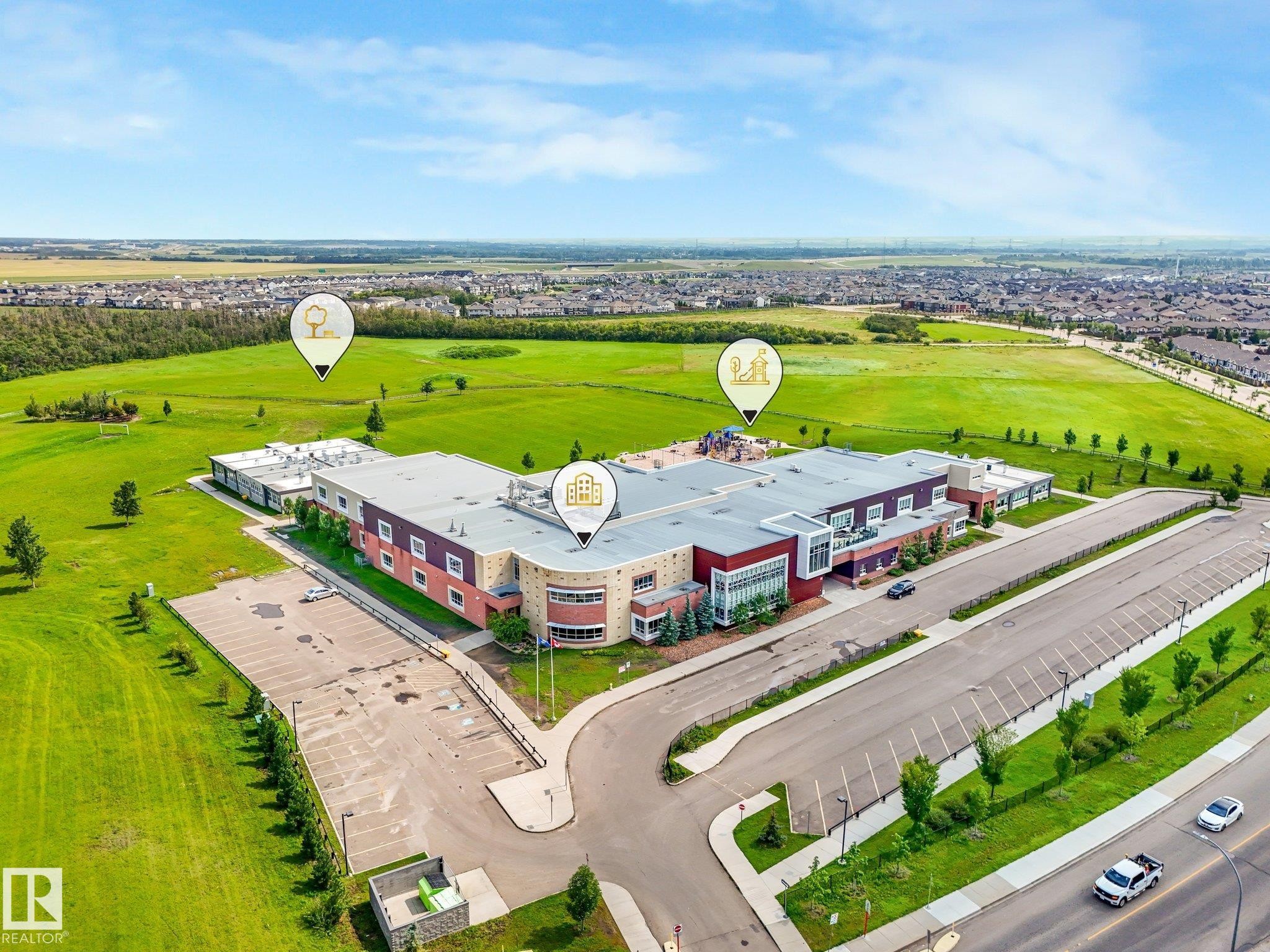 17629 60A Street Nw, Edmonton, AB - Outdoor With View