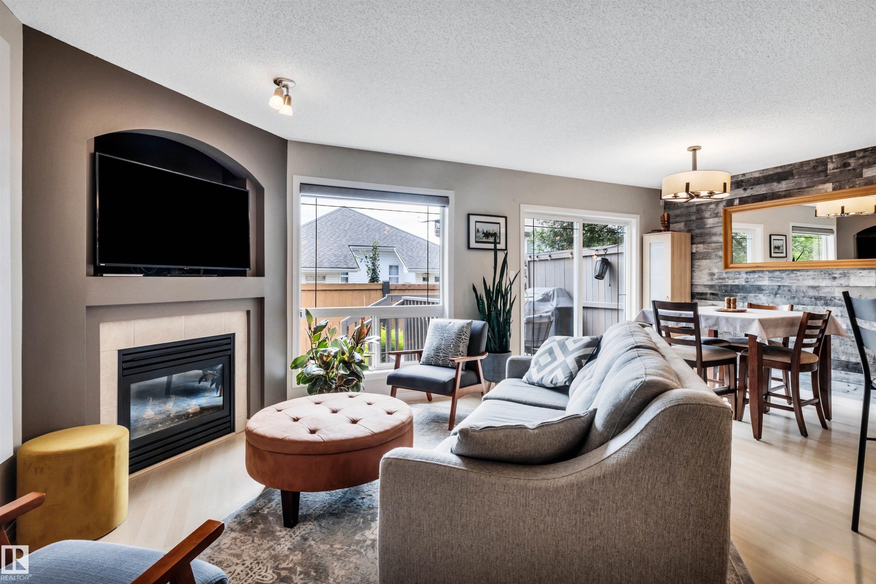 #12 20 Norman Ct, St. Albert, AB - Indoor Photo Showing Living Room With Fireplace