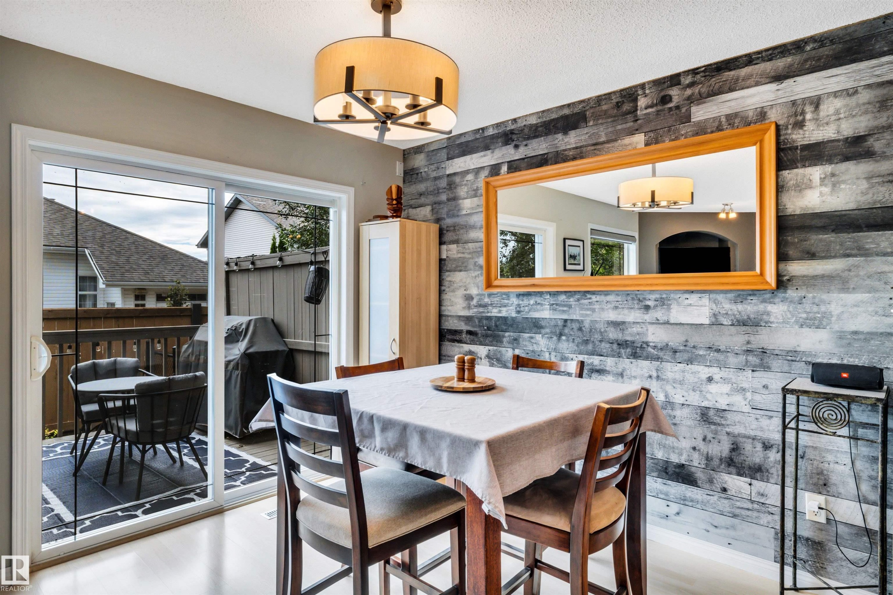 #12 20 Norman Ct, St. Albert, AB - Indoor Photo Showing Dining Room