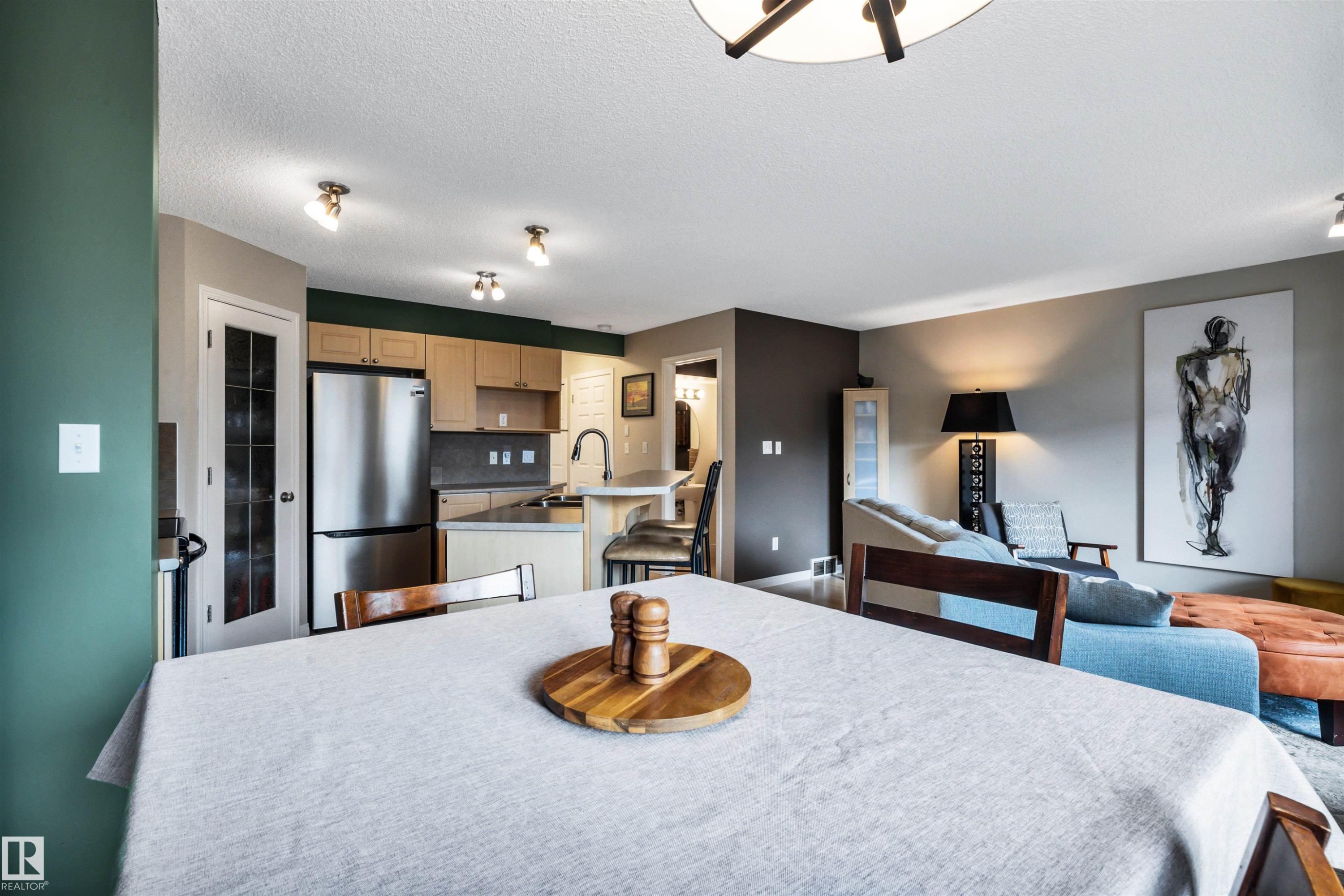 #12 20 Norman Ct, St. Albert, AB - Indoor