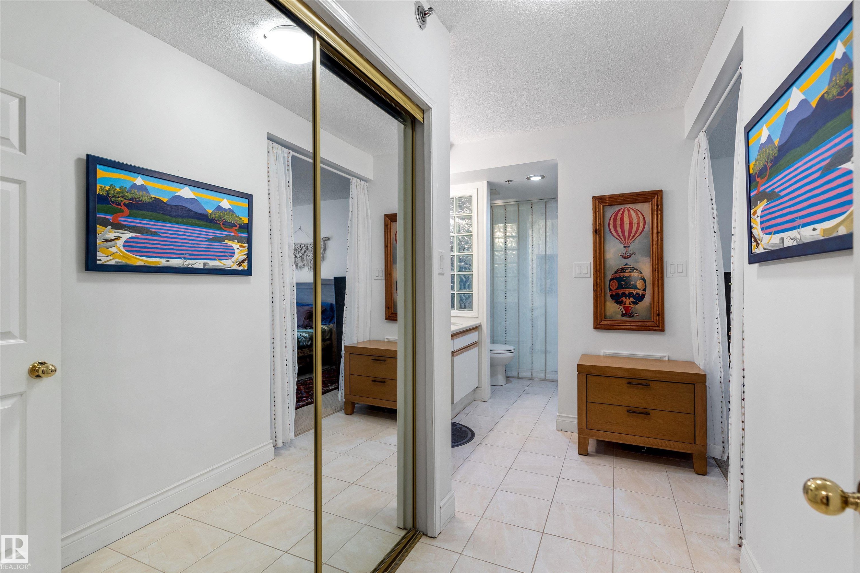 #205 9131 99 St Nw, Edmonton, AB - Indoor Photo Showing Other Room