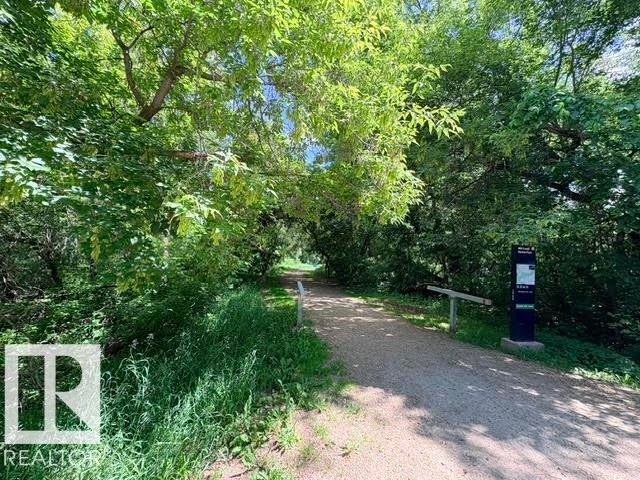 #205 9131 99 St Nw, Edmonton, AB - Outdoor
