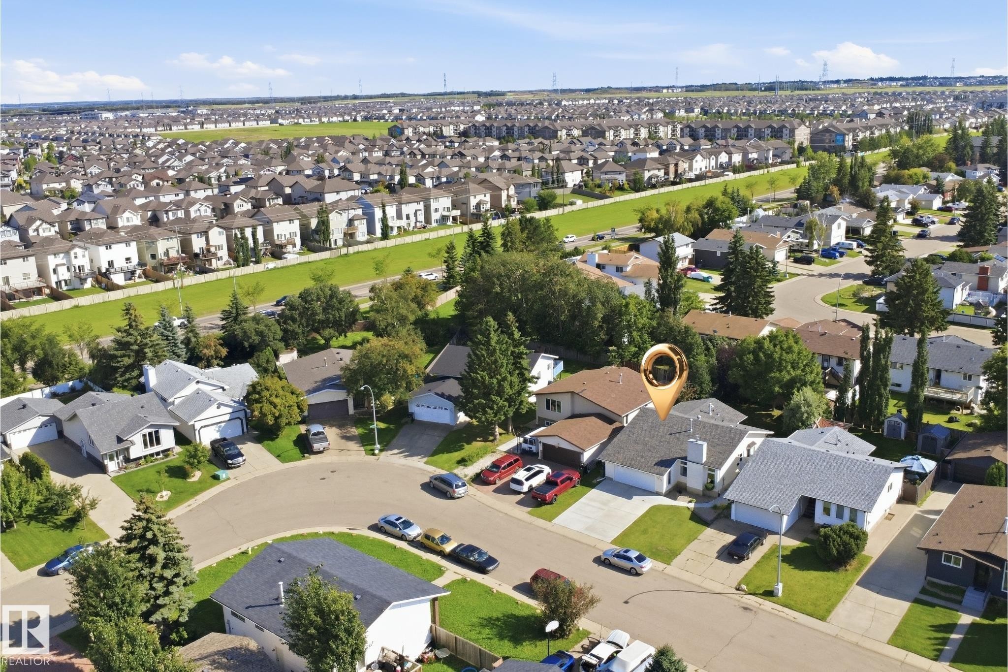 Residential property situated on a cul-de-sac - 3515 20 Ave Nw, Edmonton, AB