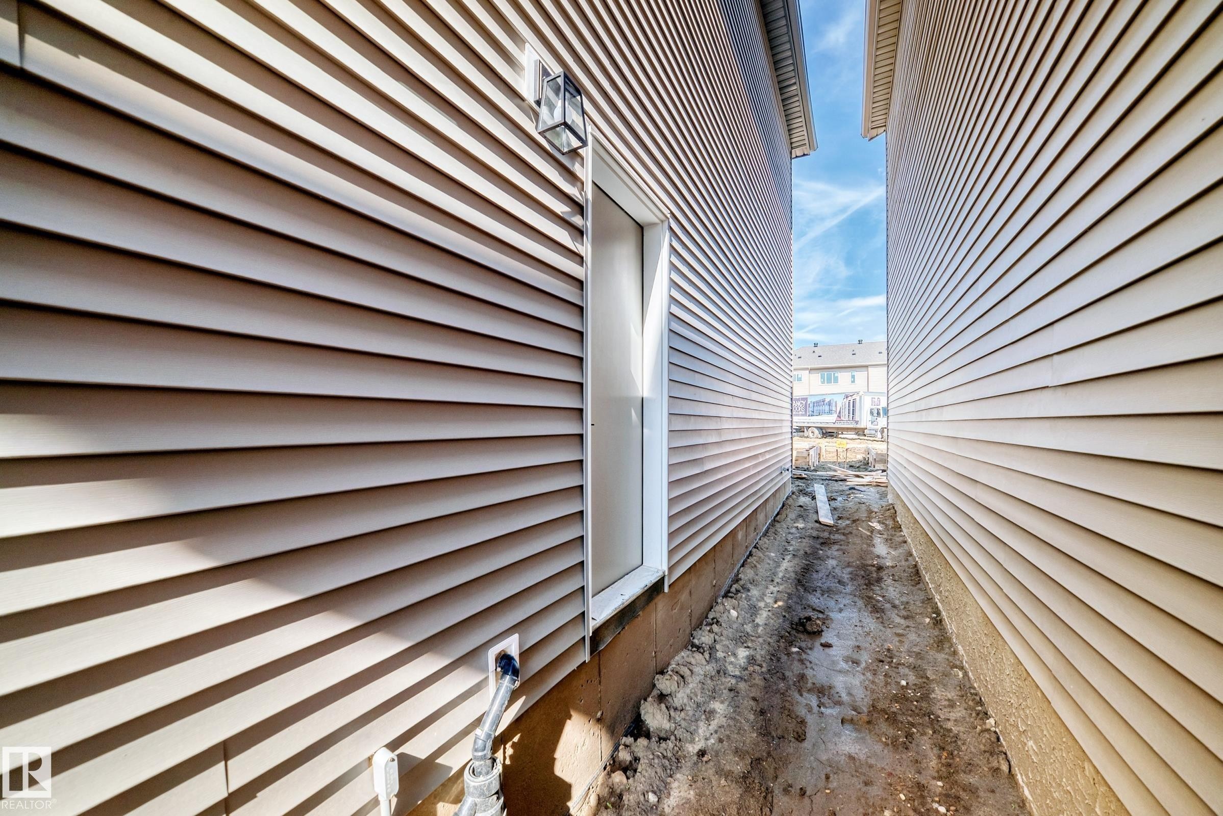 Additional content - 426 Crystal Creek Link, Leduc, AB - Outdoor