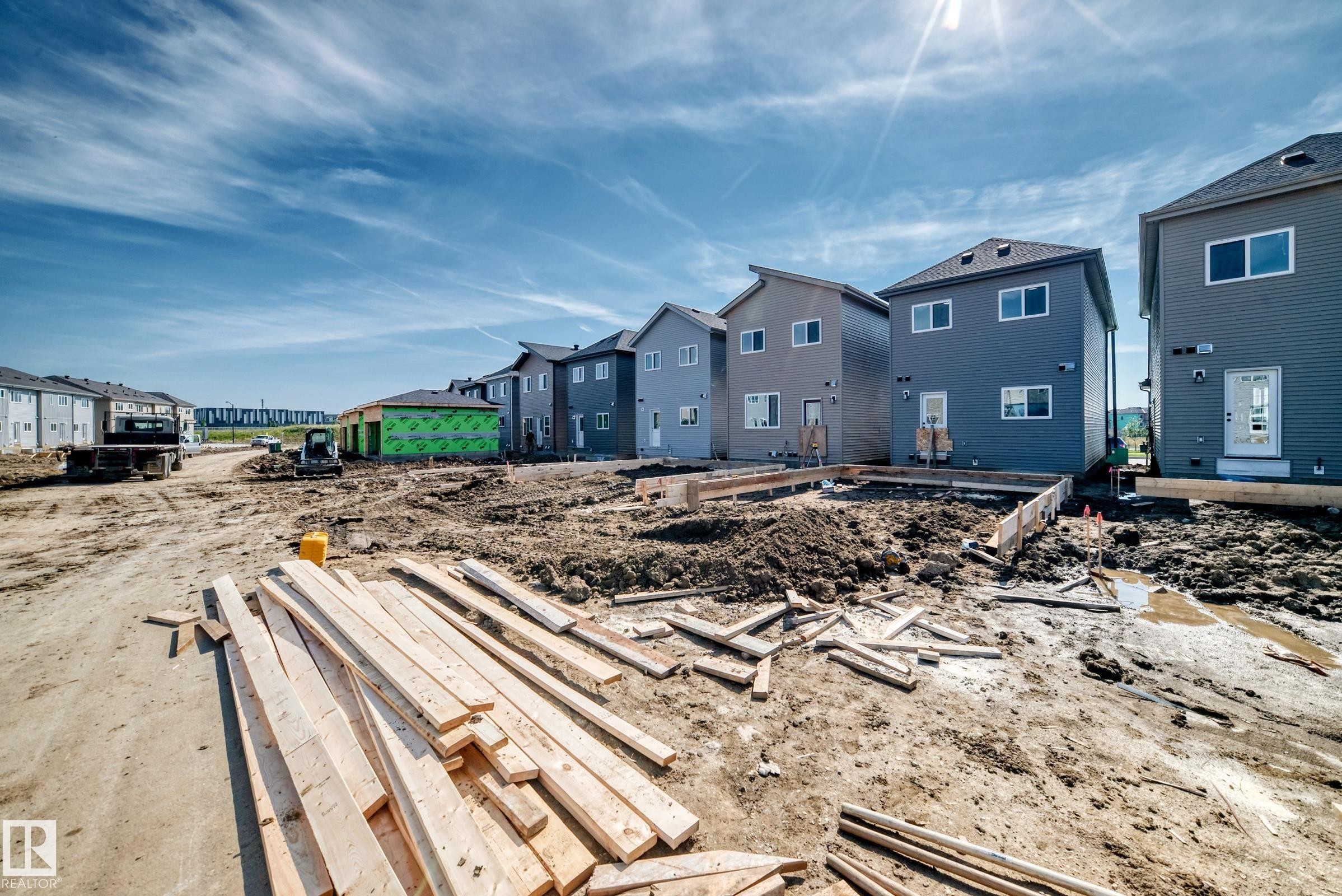 Additional content - 426 Crystal Creek Link, Leduc, AB - Outdoor