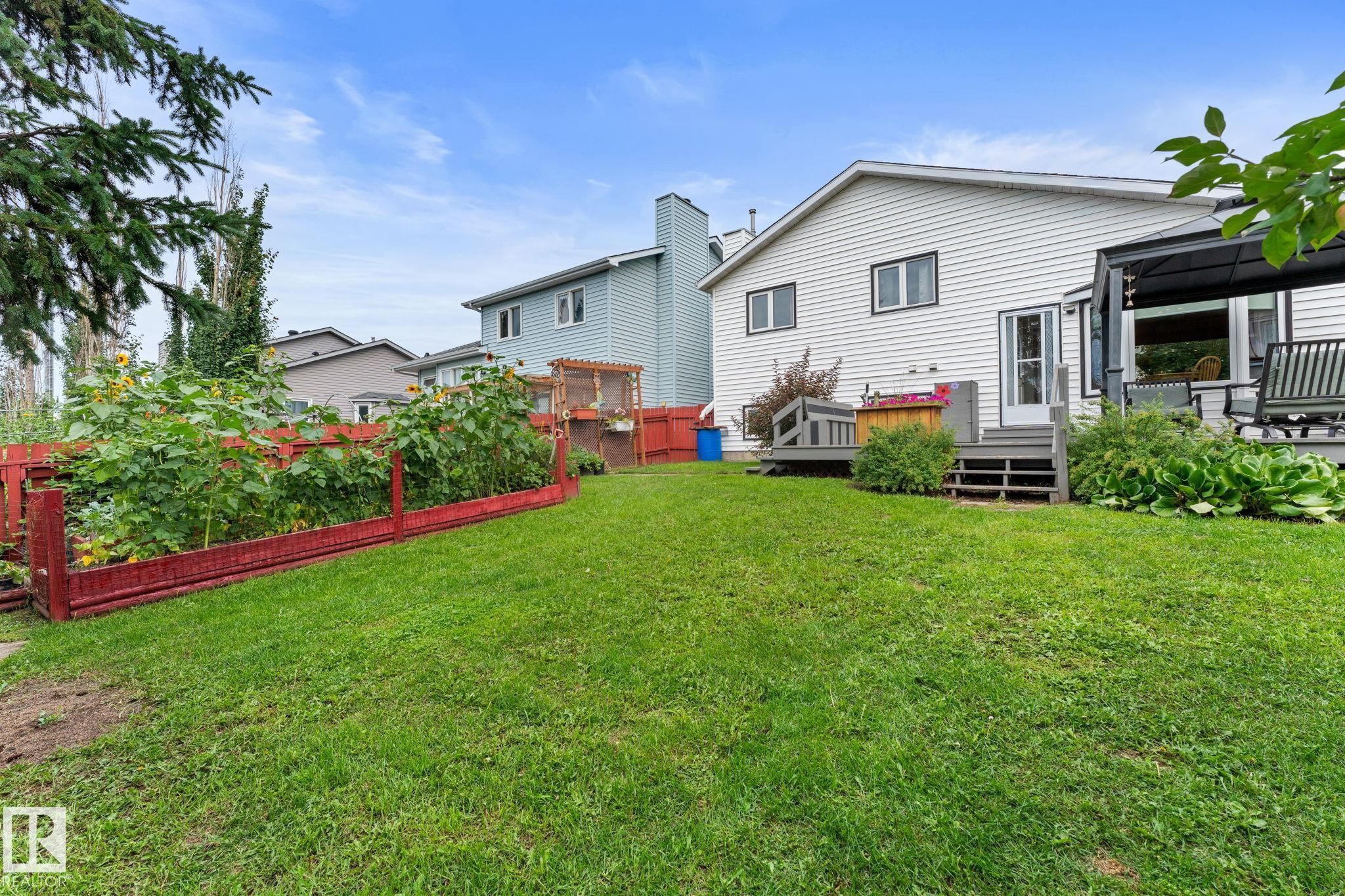 4224 33A Street Nw, Edmonton, AB - Outdoor With Deck Patio Veranda