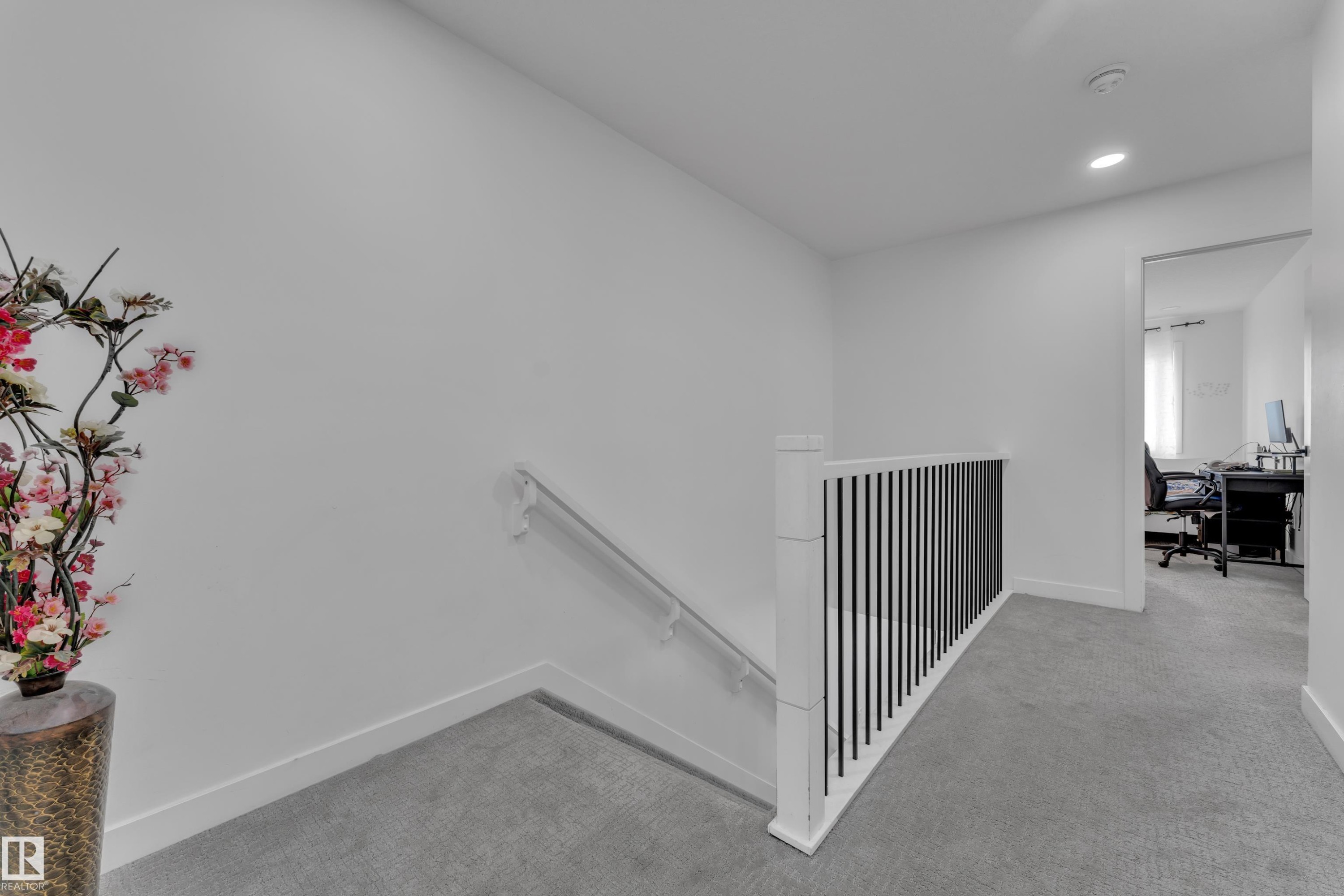 6099 180 Avenue Nw, Edmonton, AB