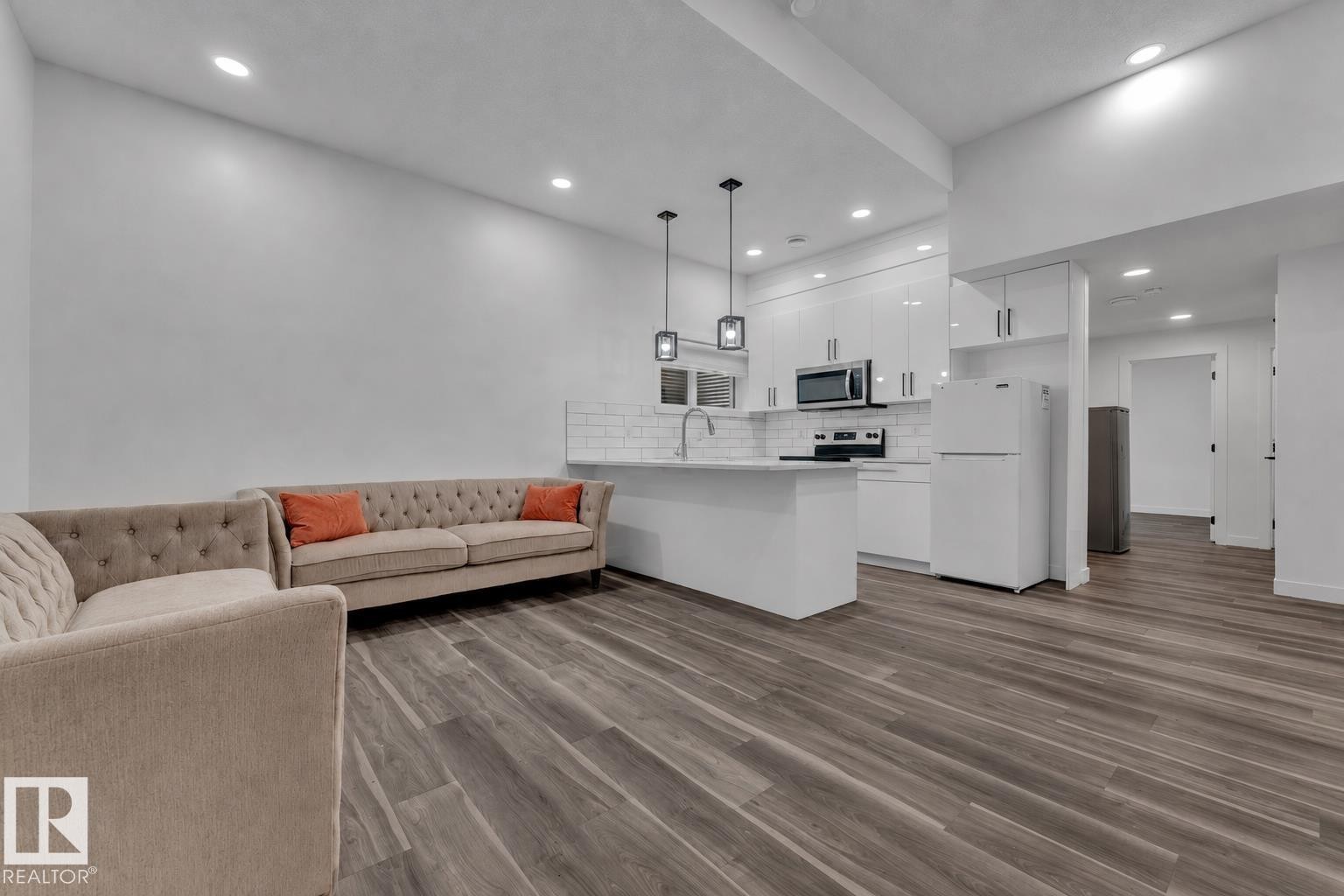 6099 180 Avenue Nw, Edmonton, AB