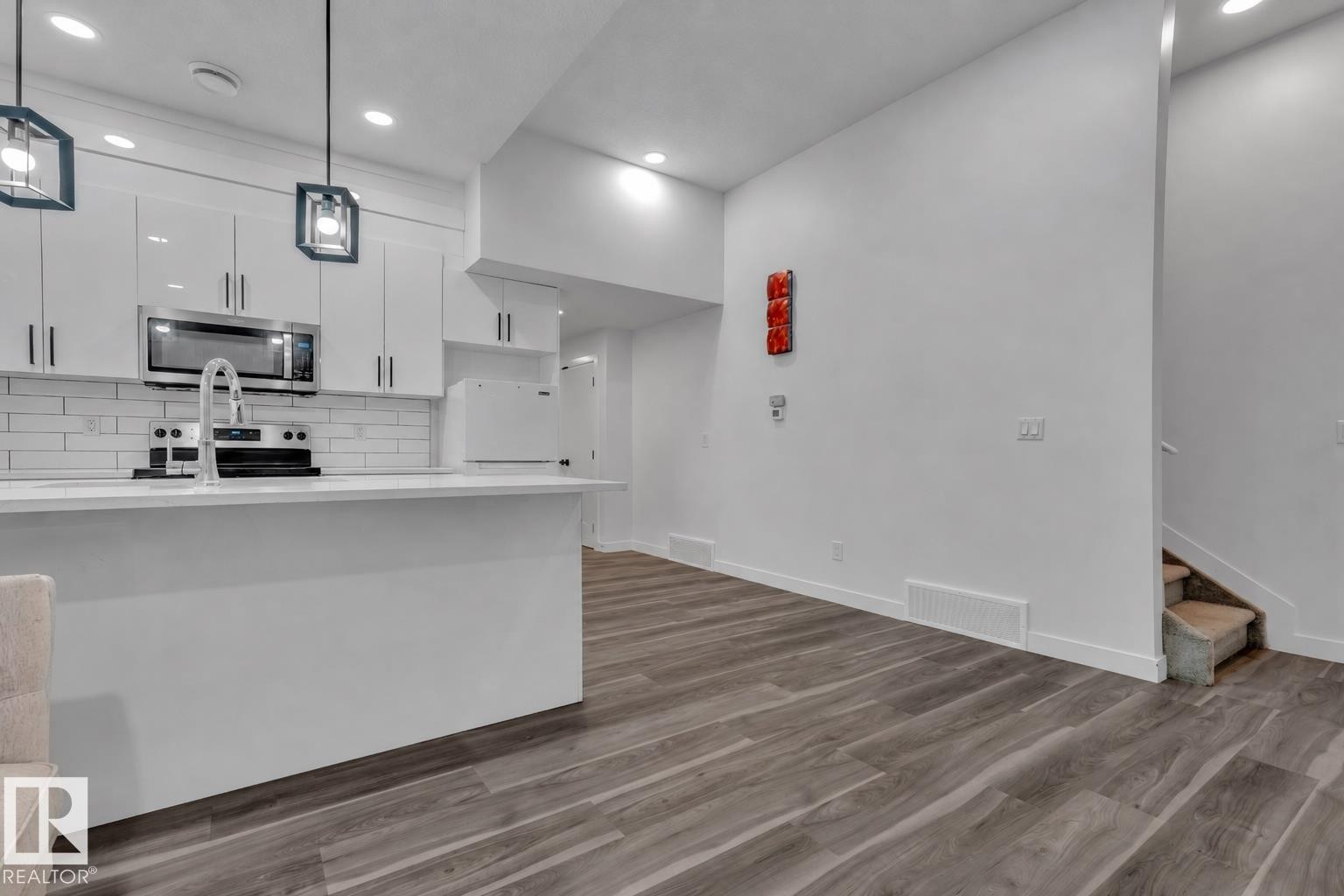 6099 180 Avenue Nw, Edmonton, AB
