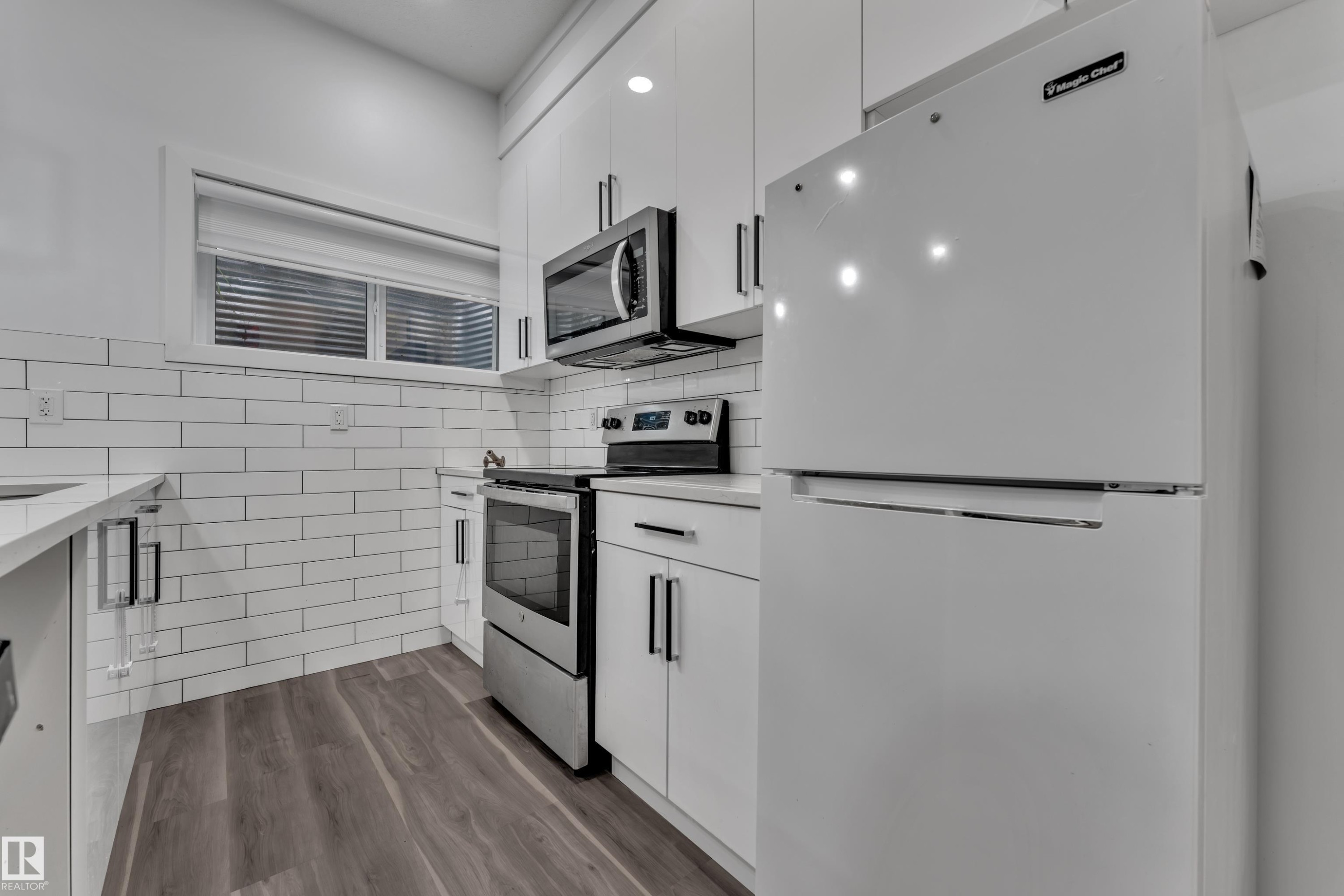 6099 180 Avenue Nw, Edmonton, AB