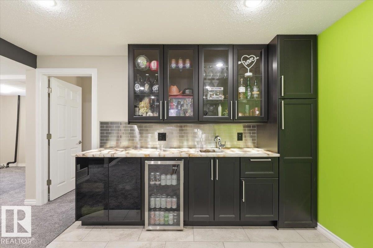 10834 134 Street Nw, Edmonton, AB - Indoor