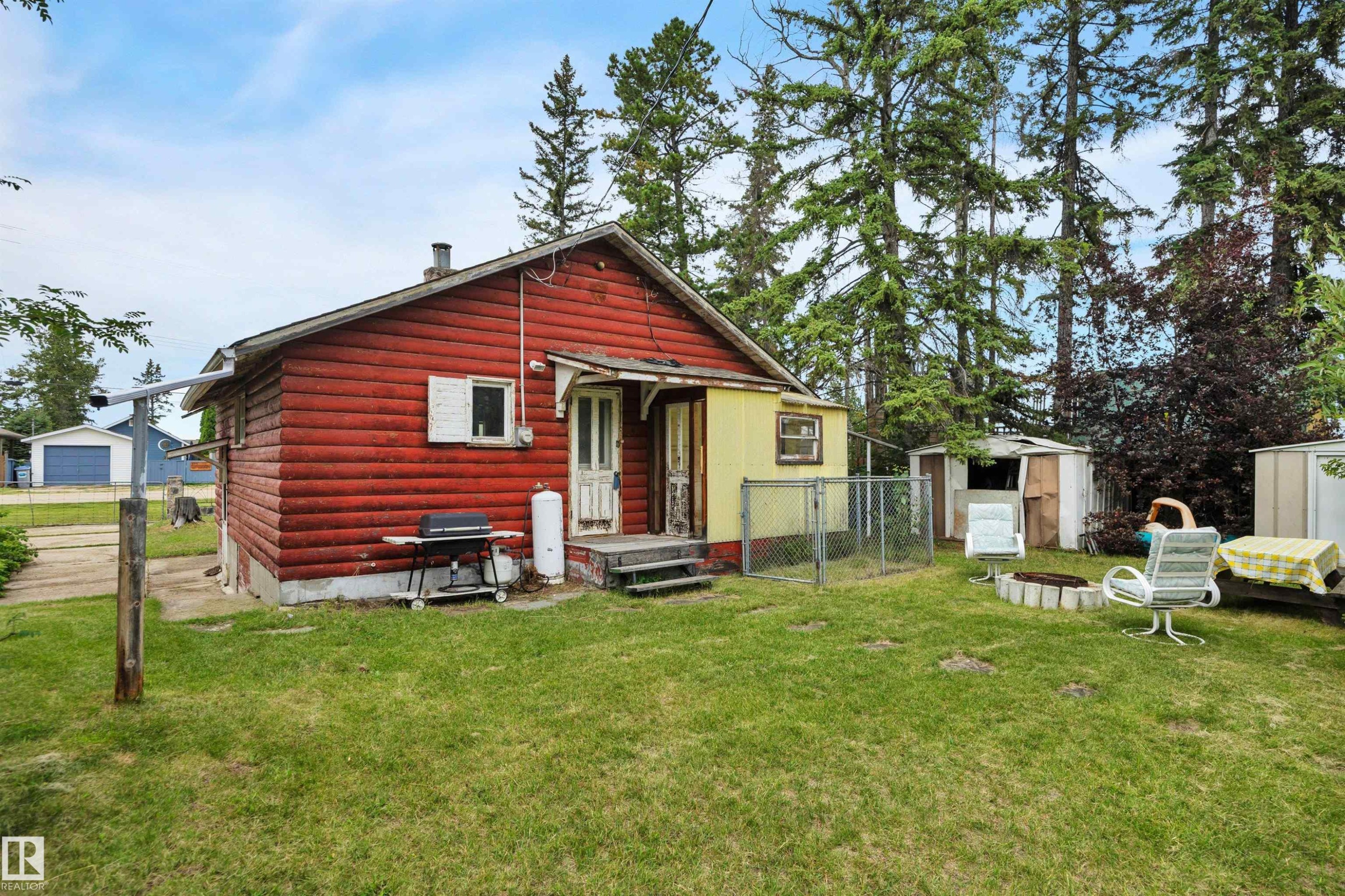 810 1 Ave, Rural Wetaskiwin County, AB