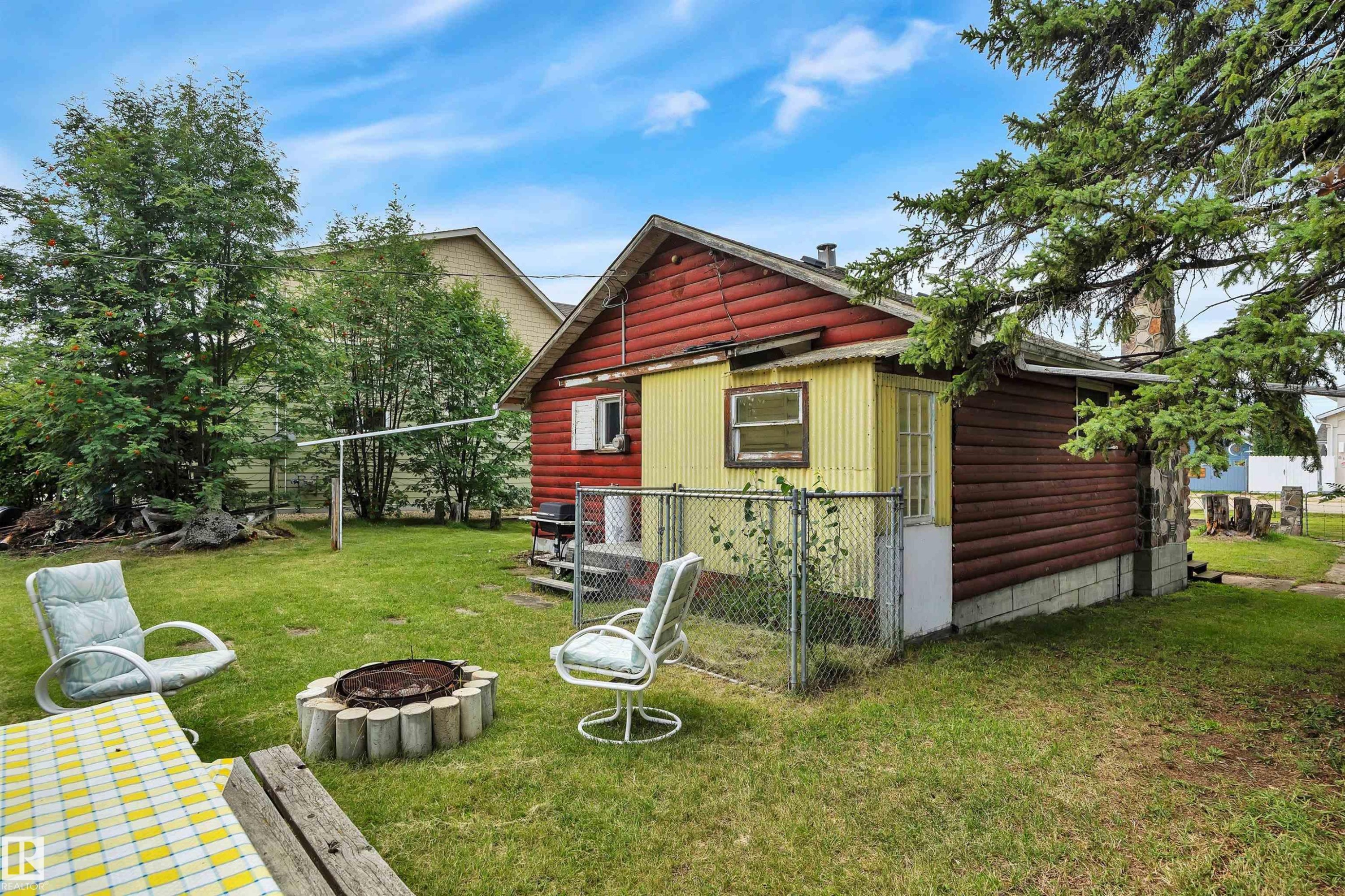 810 1 Ave, Rural Wetaskiwin County, AB