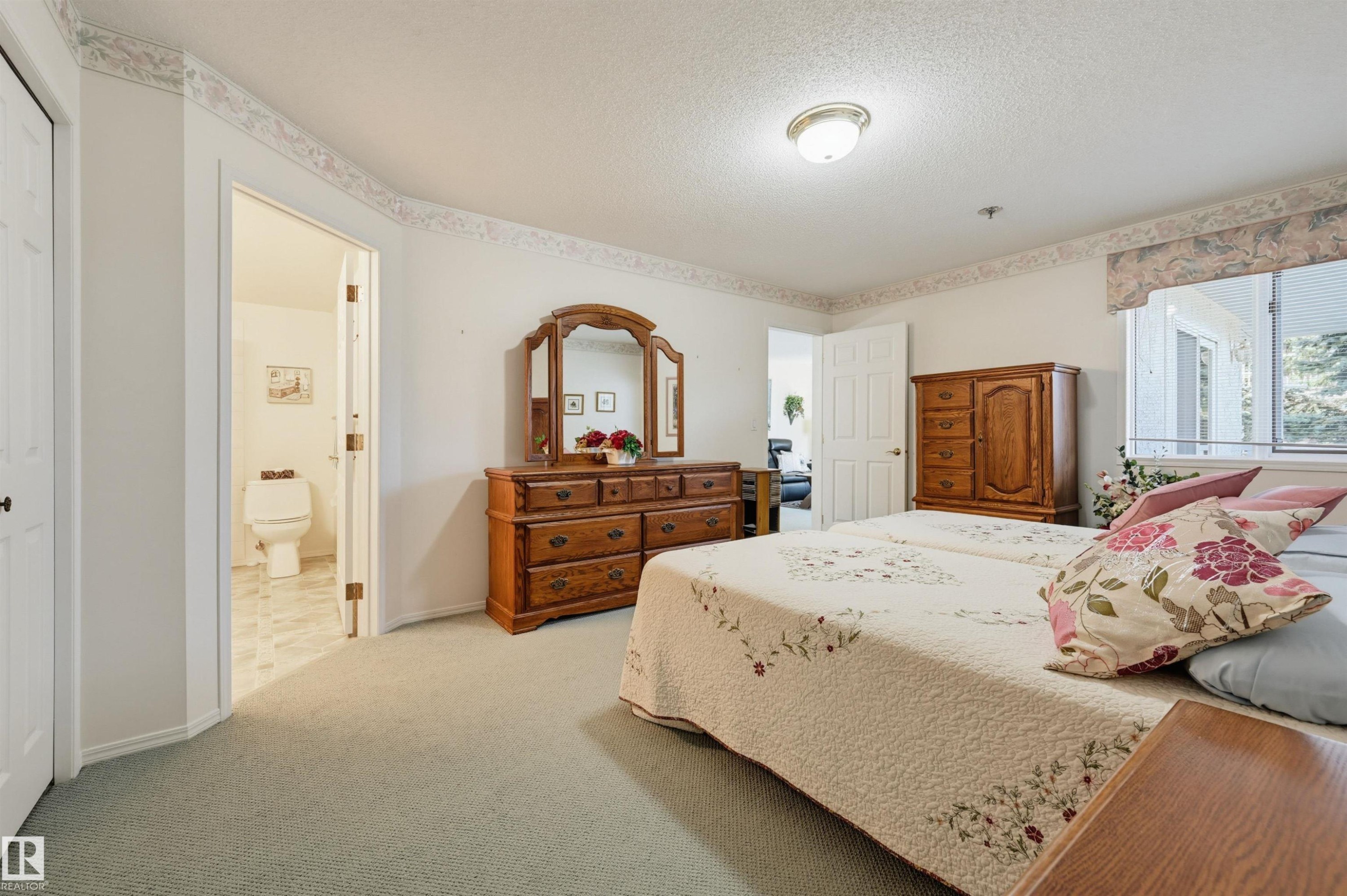 #211 10915 21 Av Nw, Edmonton, AB