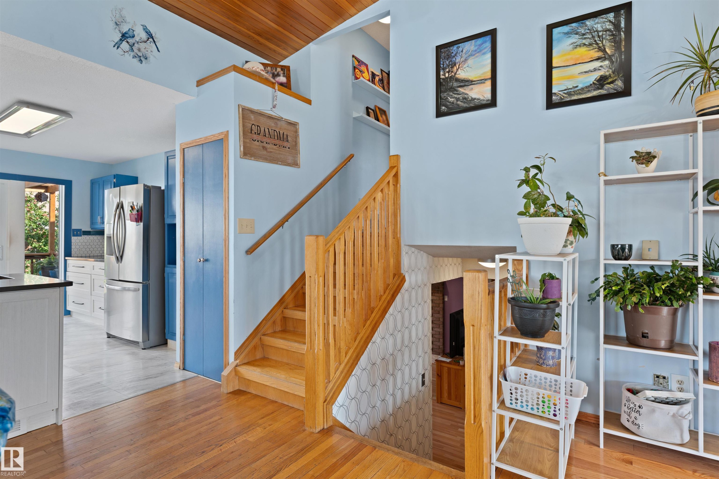 16724 88 St Nw, Edmonton, AB - Indoor Photo Showing Other Room