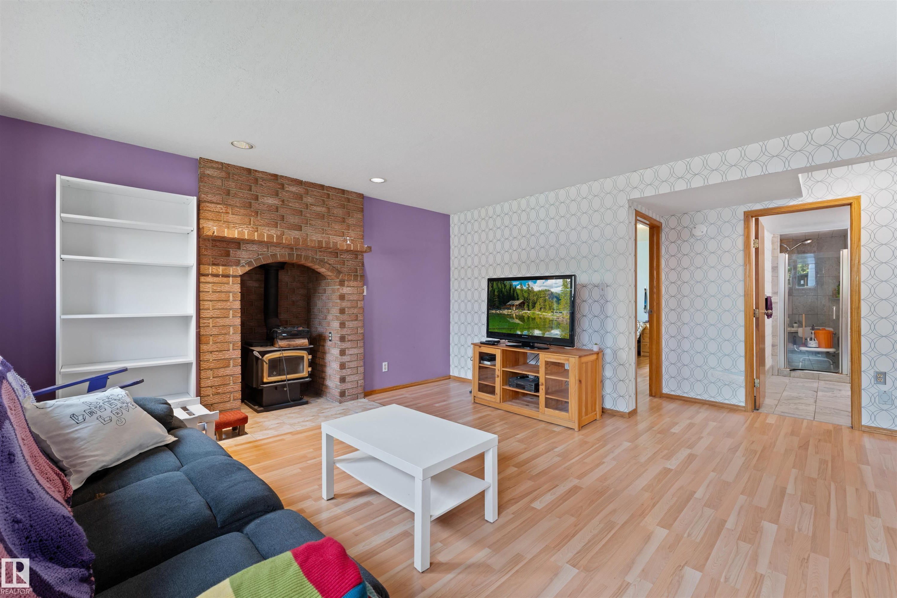 16724 88 St Nw, Edmonton, AB - Indoor Photo Showing Living Room With Fireplace