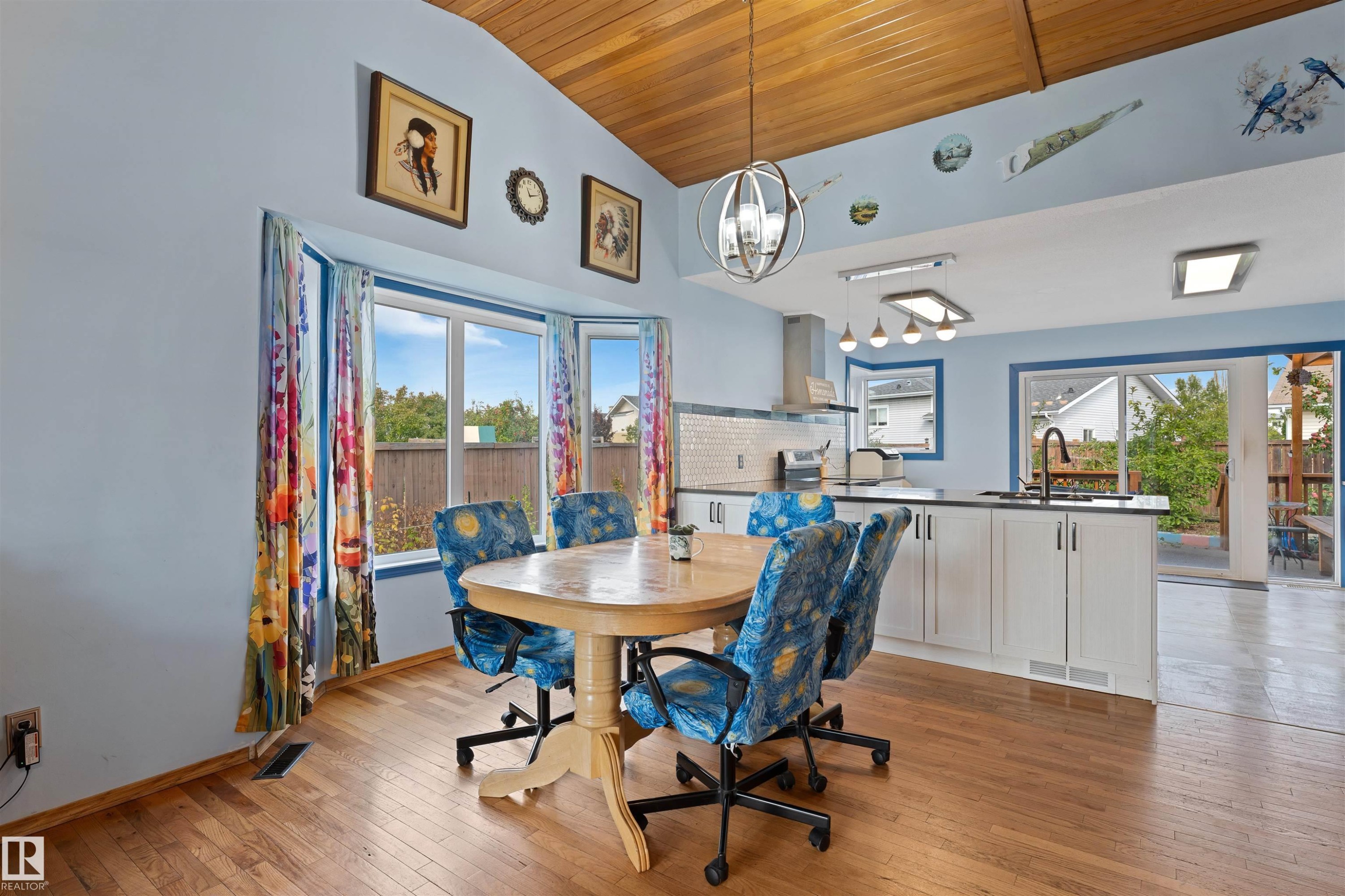 16724 88 St Nw, Edmonton, AB - Indoor Photo Showing Other Room